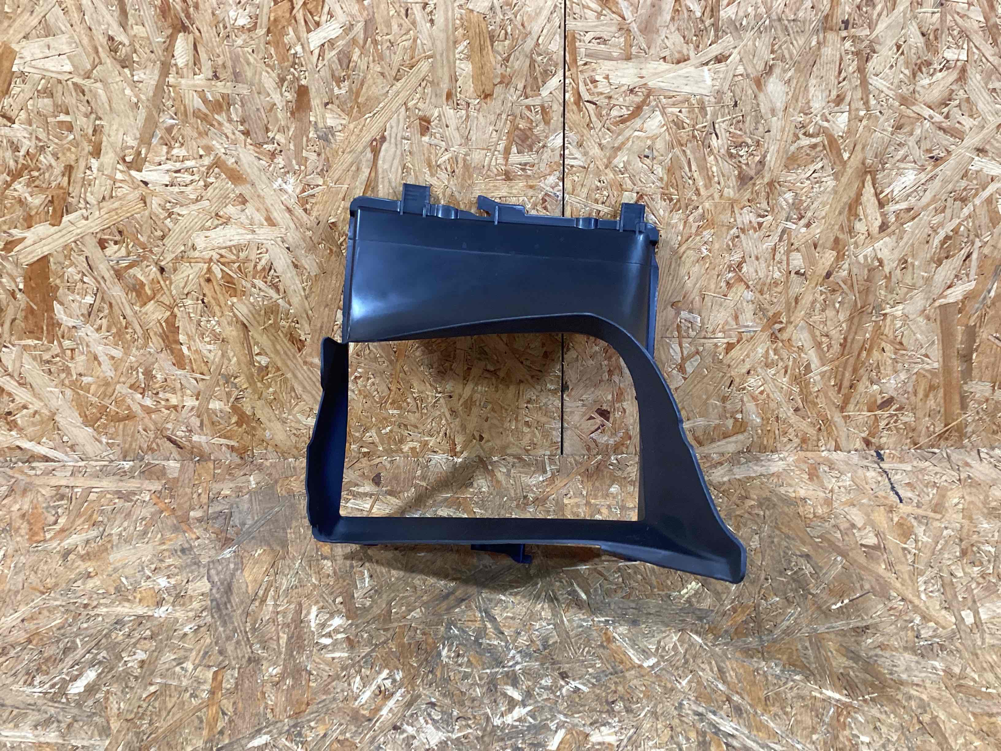 Воздуховод Porsche Macan 160326-125