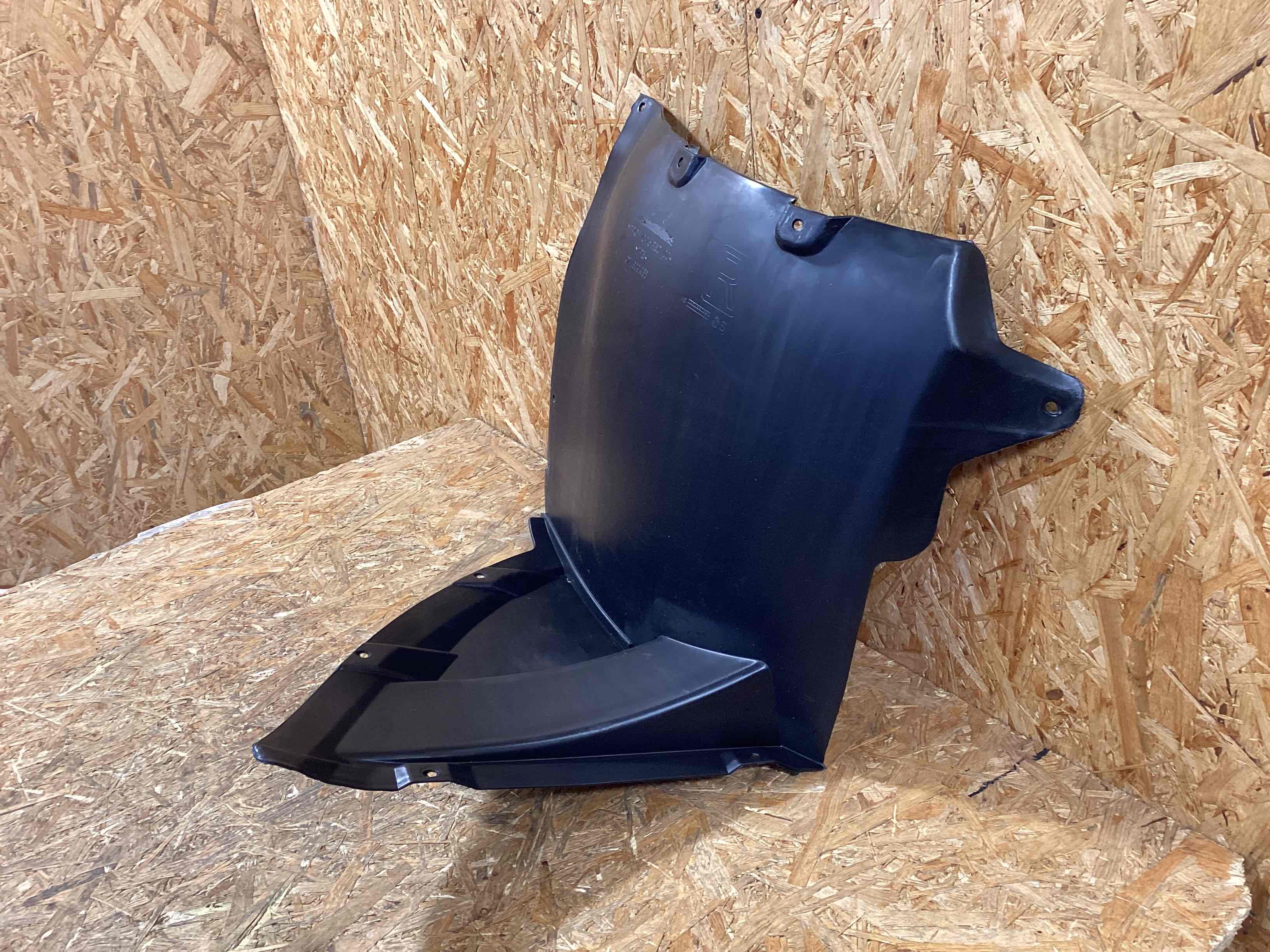 Защита арок передняя правая (подкрылок) Porsche Panamera 160326-129