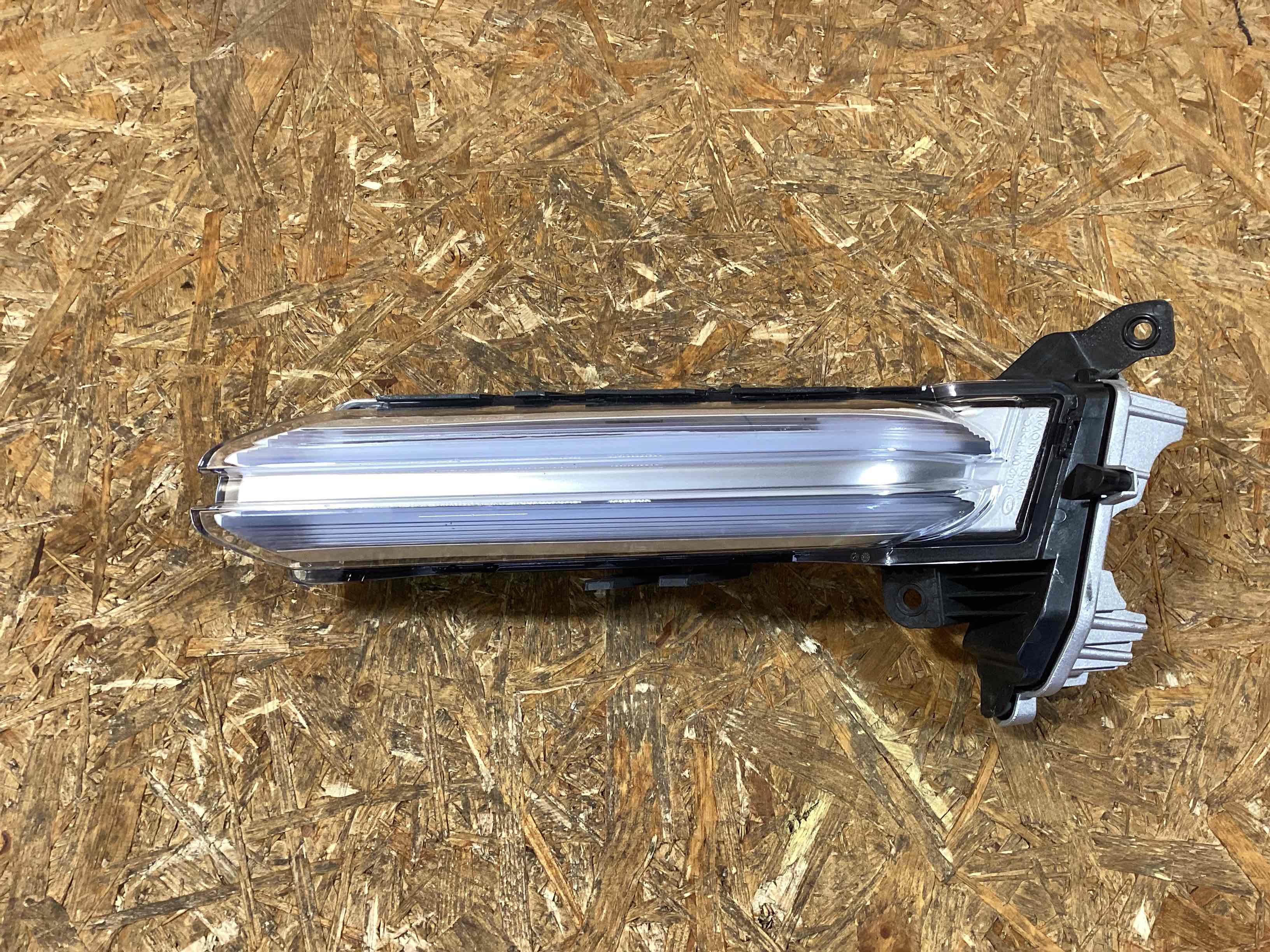 Фара противотуманная Porsche Panamera 160326-141