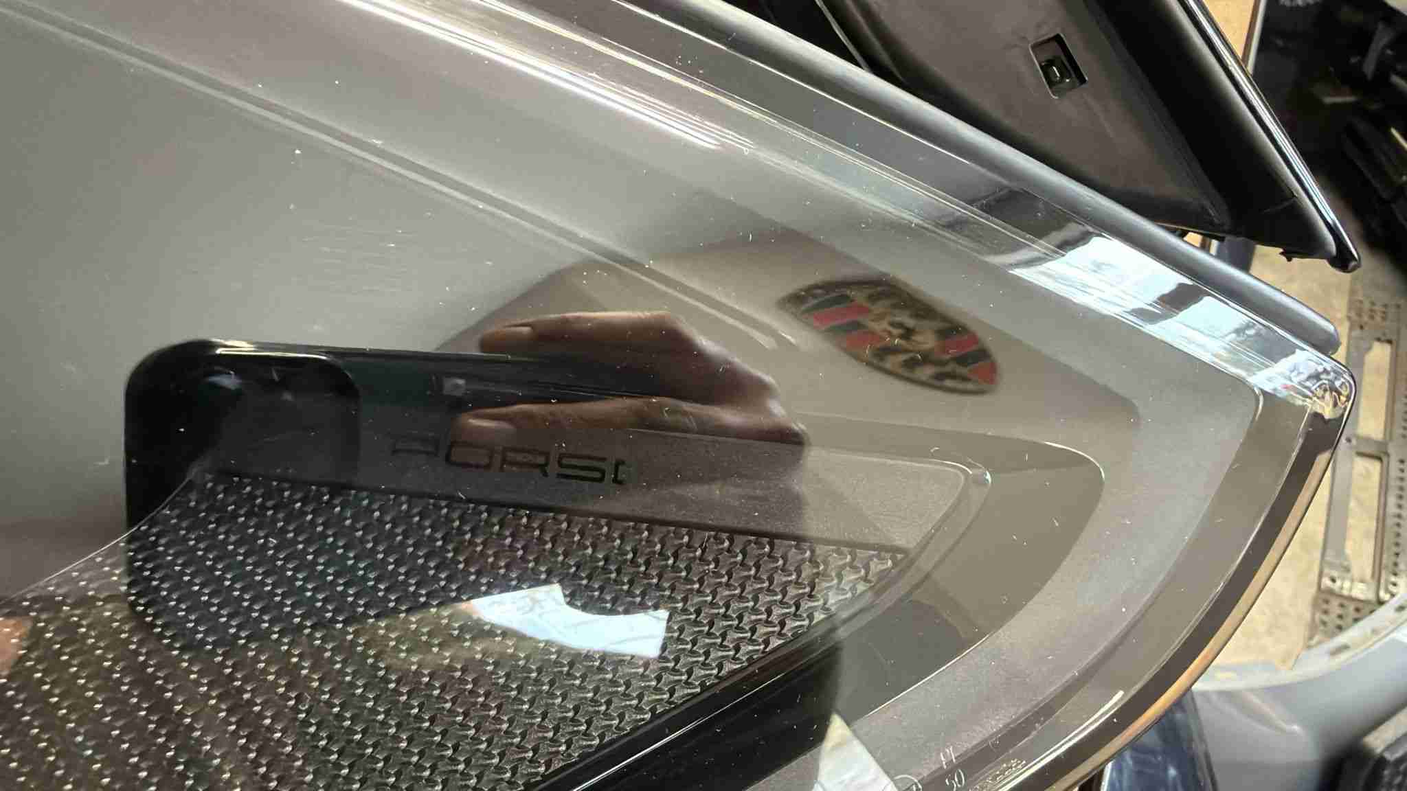 Фара левая Porsche Cayenne 160426-104