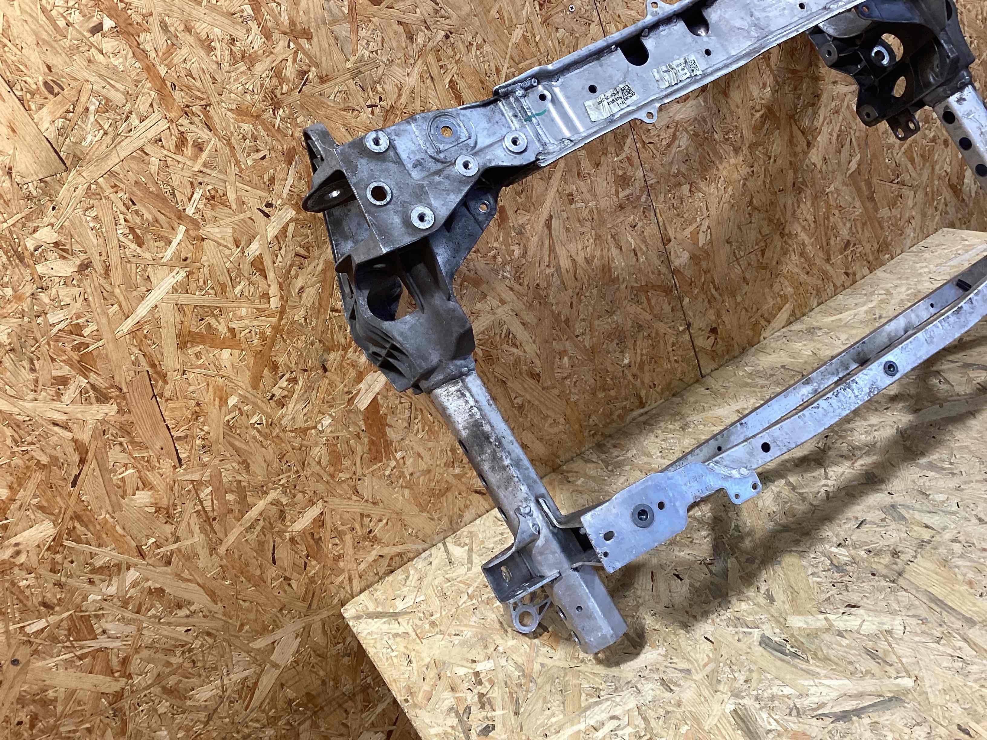 Балка подвески передняя (подрамник) Porsche Panamera 160426-105