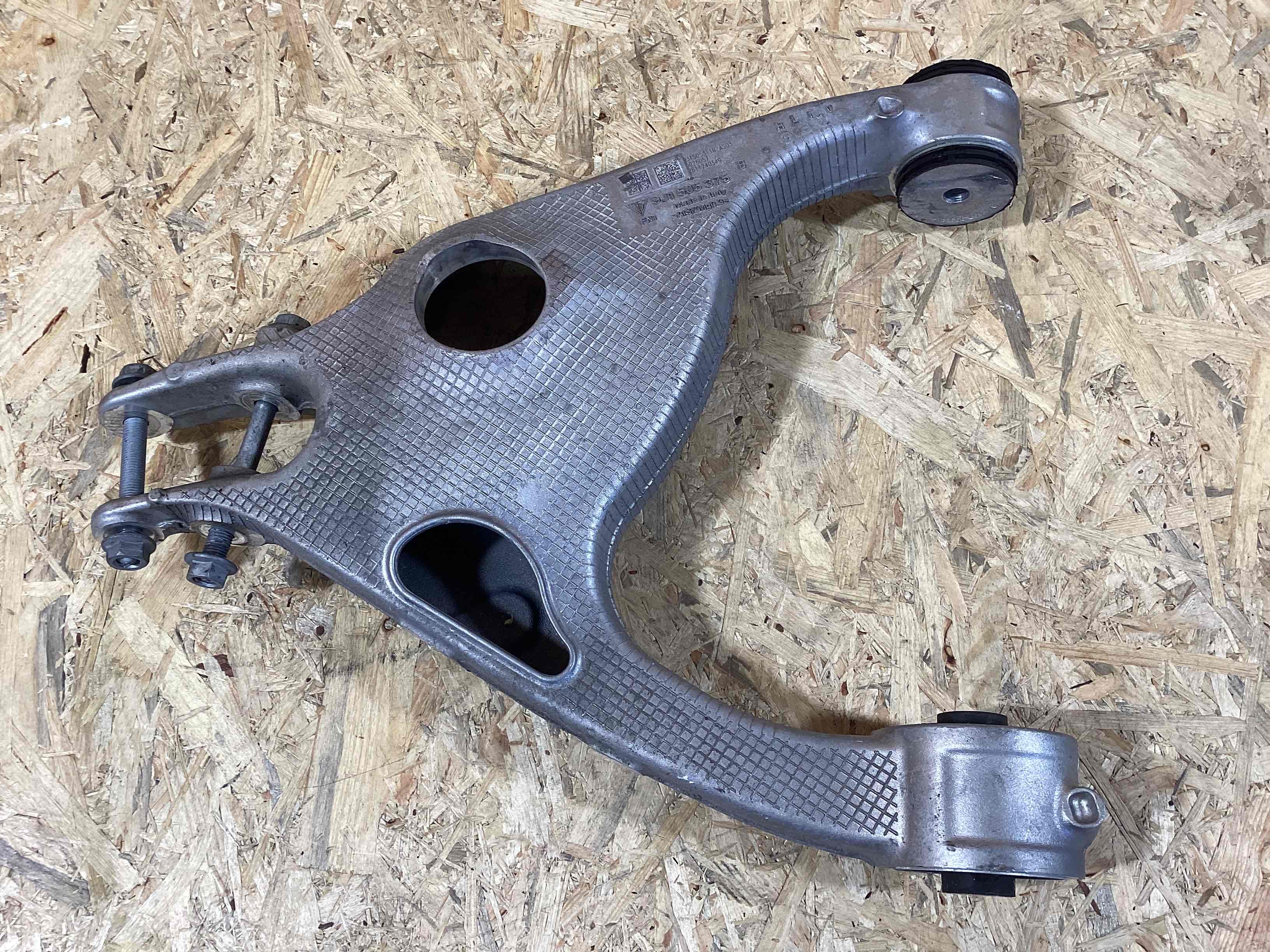 Рычаг задний Porsche Taycan 160426-107