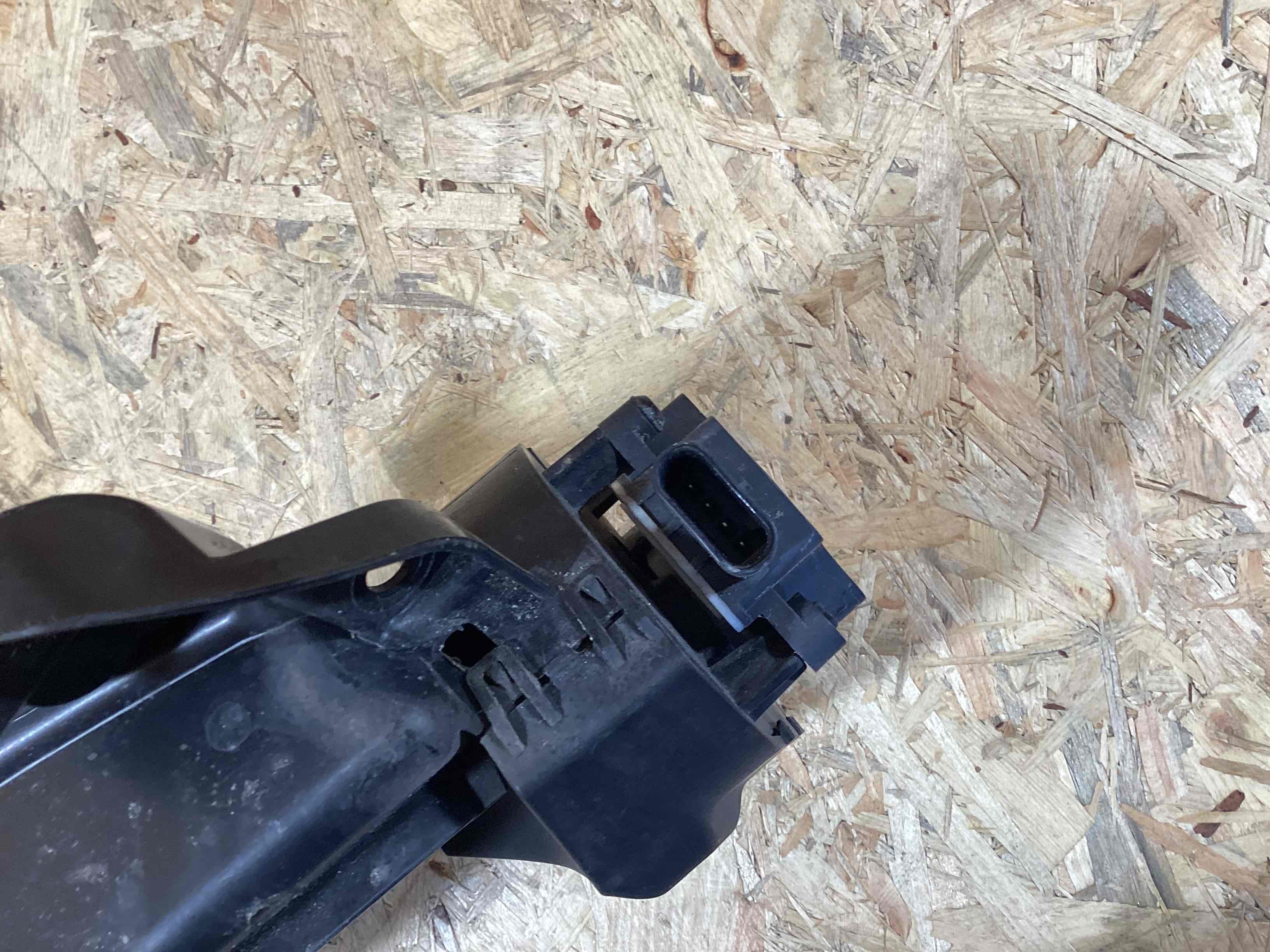 Жалюзи радиатора Porsche Taycan 160426-109