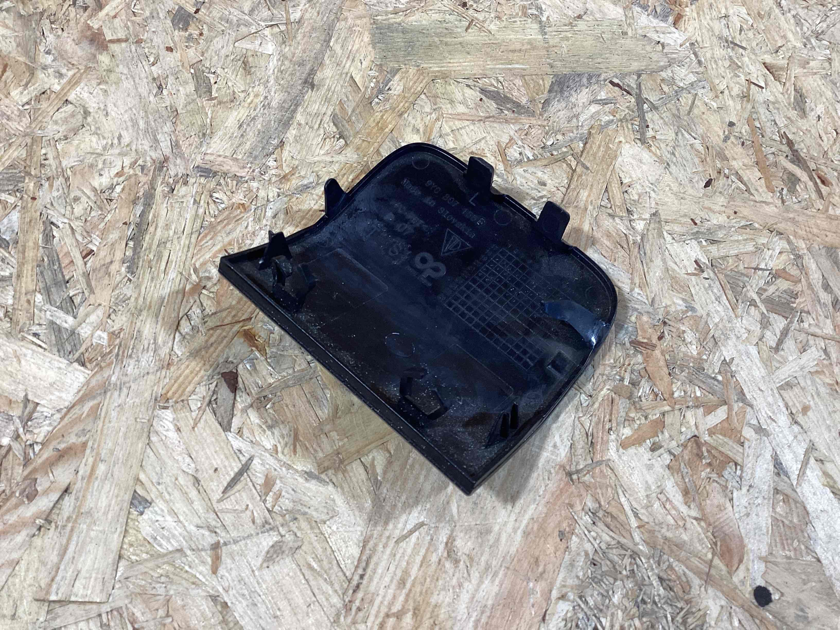 Заглушка, вставка (решетка) в бампер Porsche Cayenne 160426-111