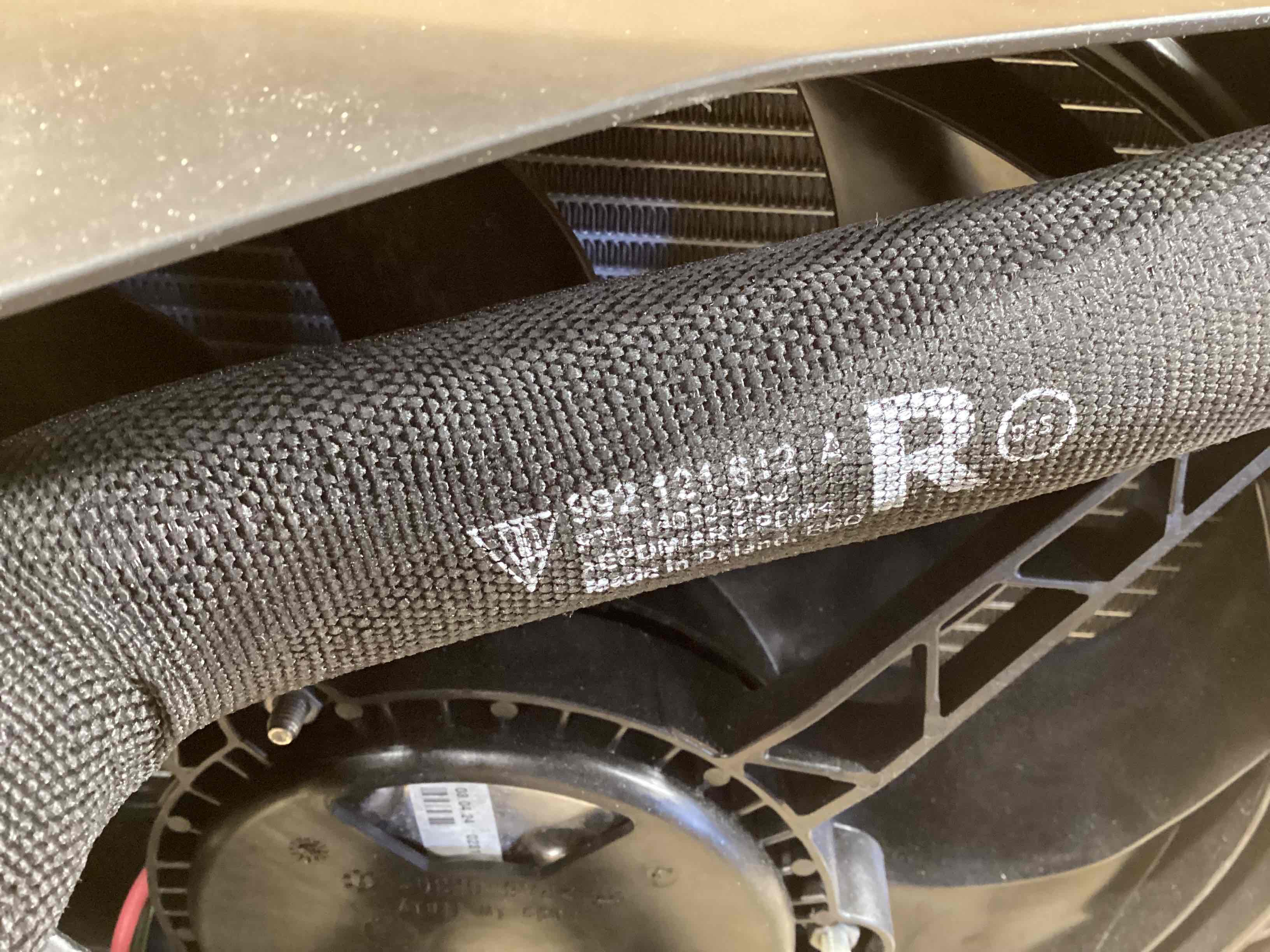 Кассета радиаторов Porsche 911 160426-115