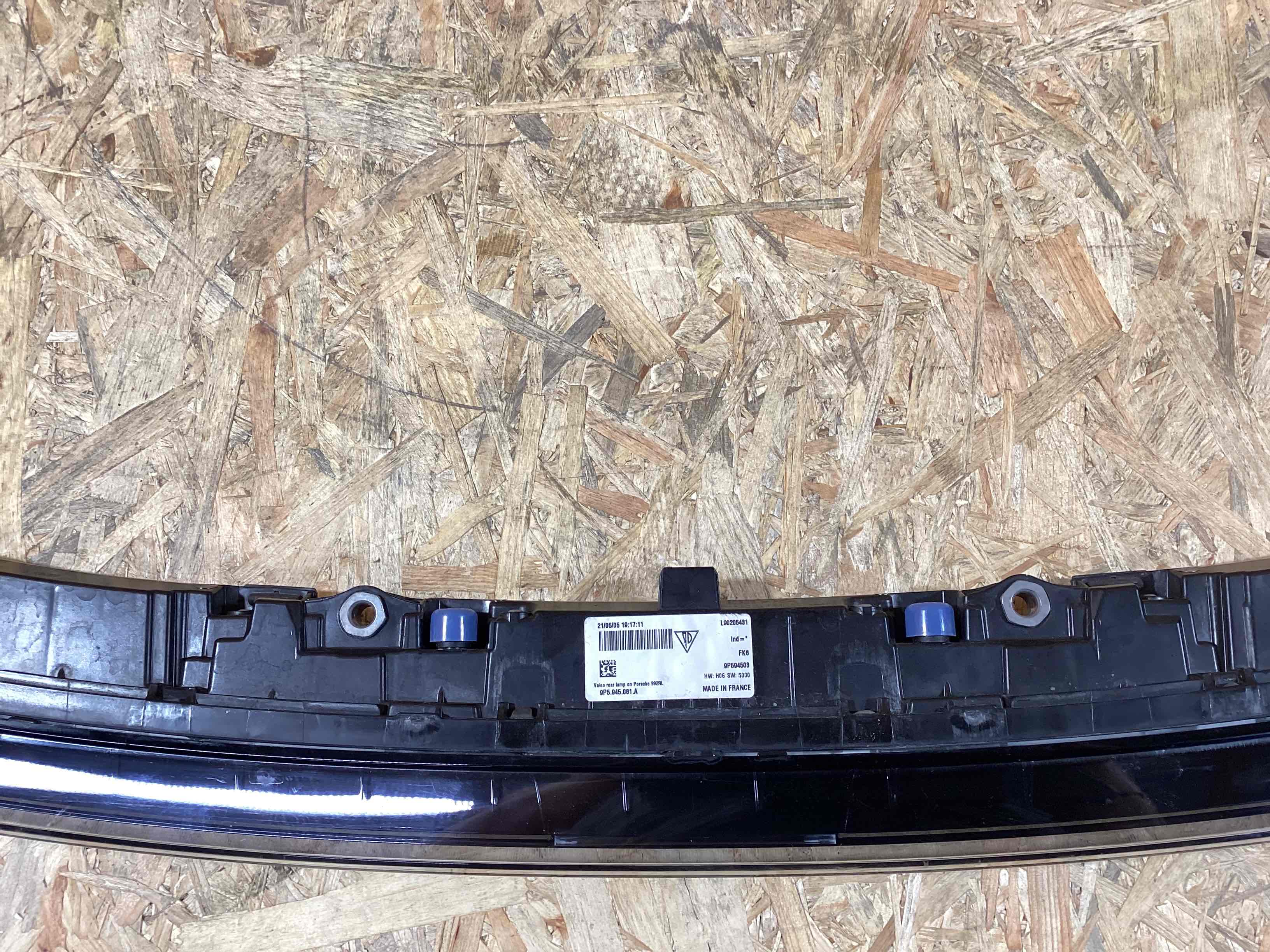 Фонарь стоп-сигнал Porsche 911 160626-109