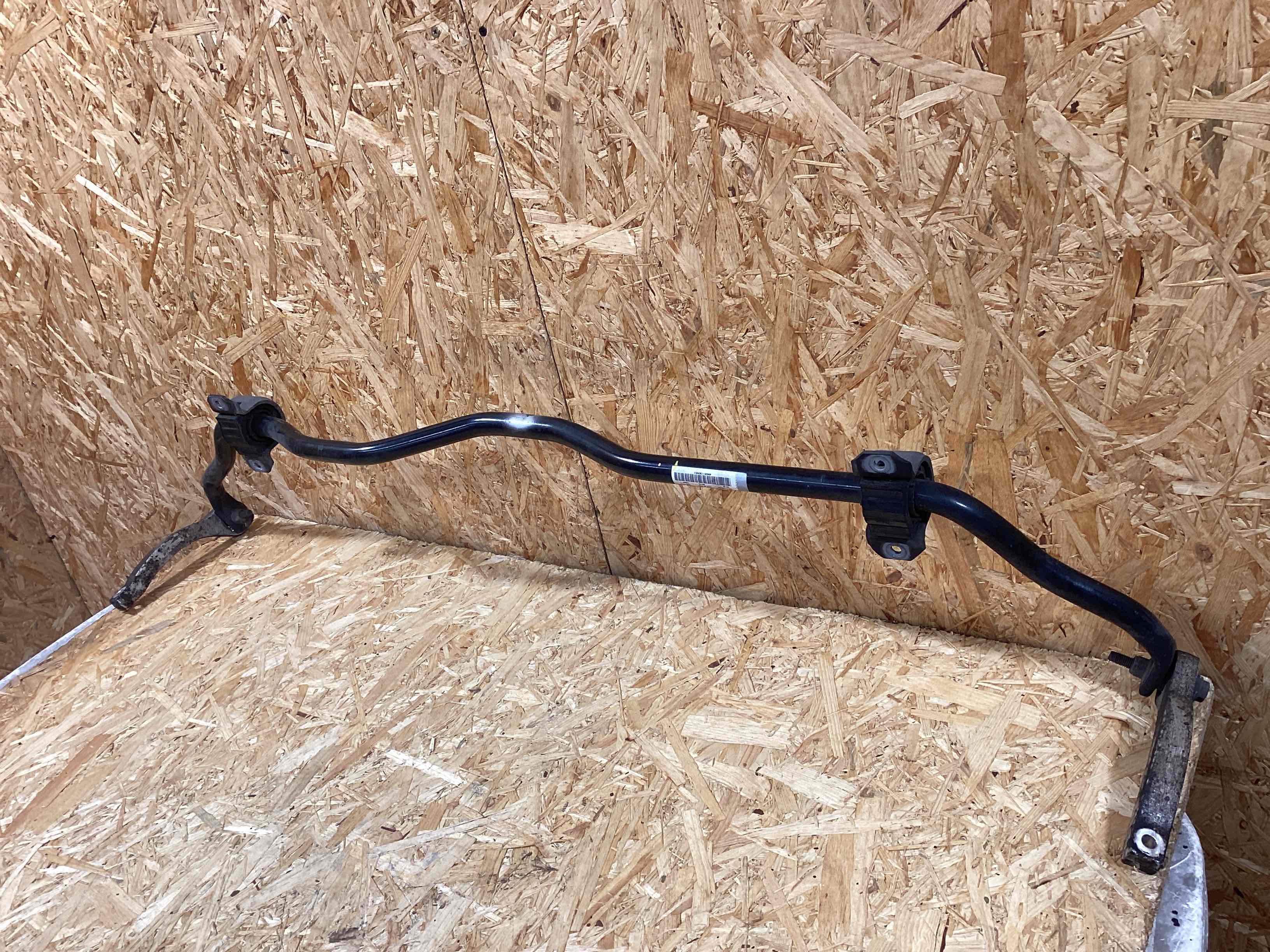 Стабилизатор поперечной устойчивости Porsche Cayenne 160925-103