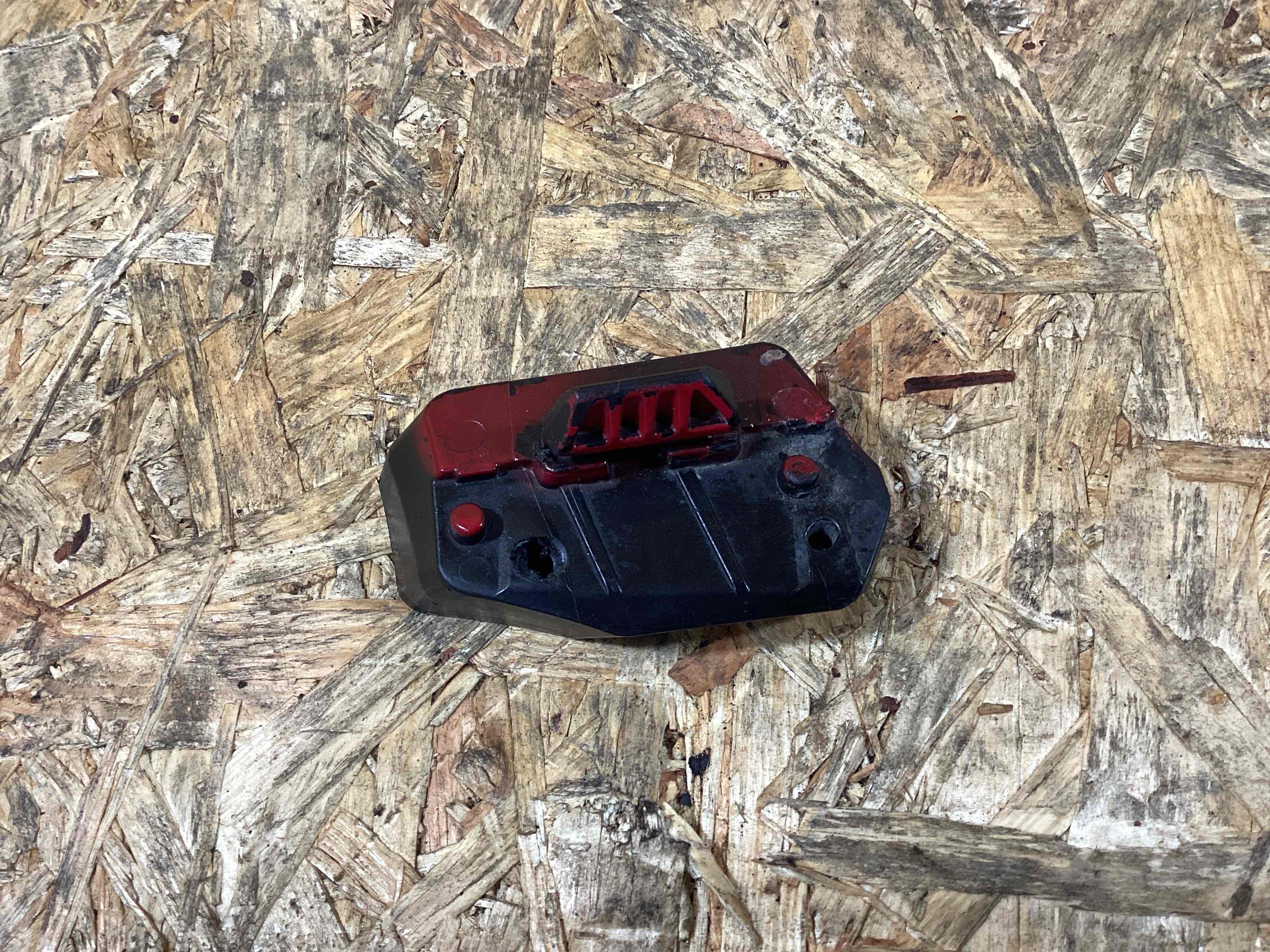 Крепление бампера Porsche Boxster 718 161025-104