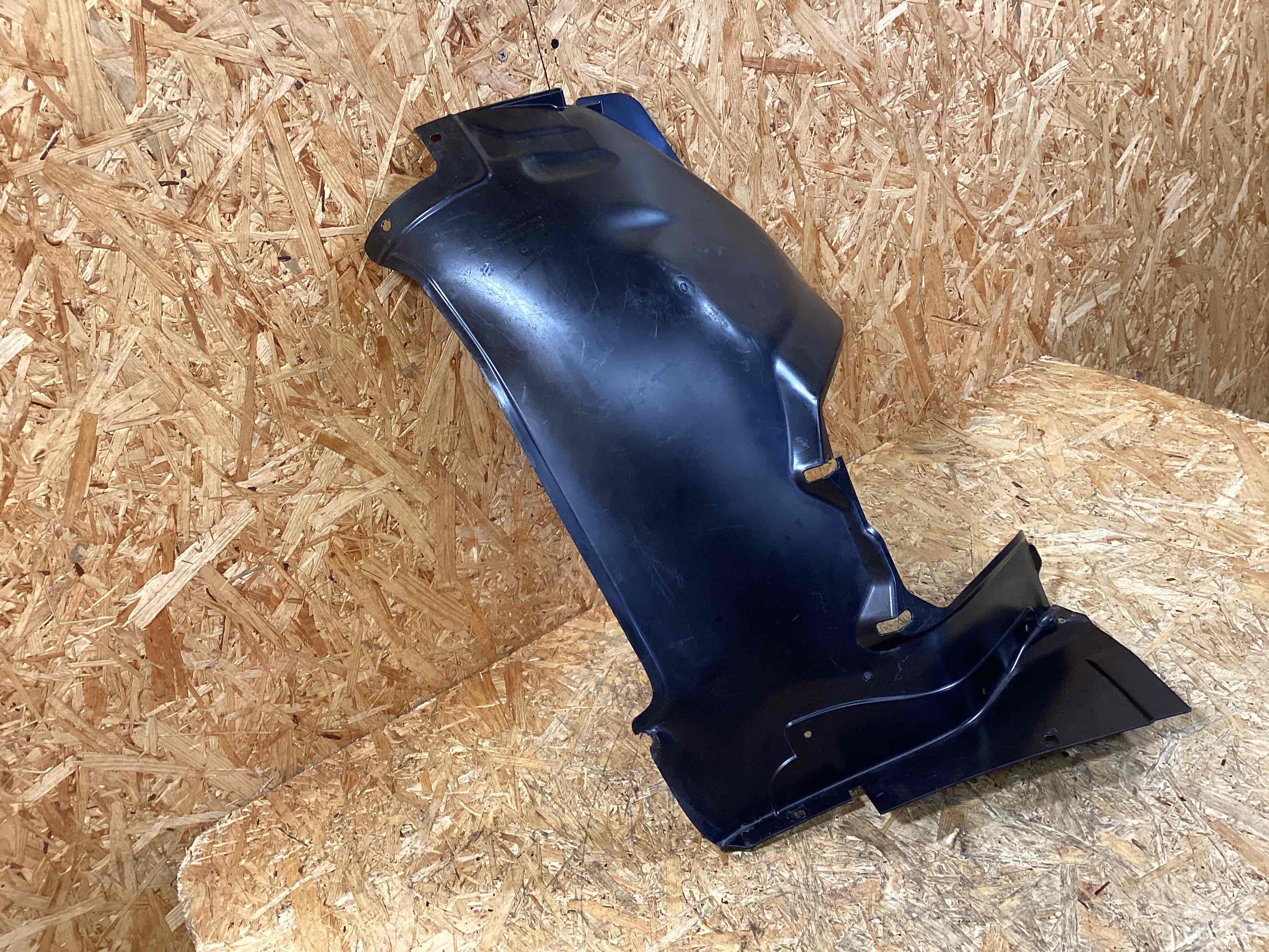 Защита арок передняя левая (подкрылок) Porsche Cayman GT4 161025-113