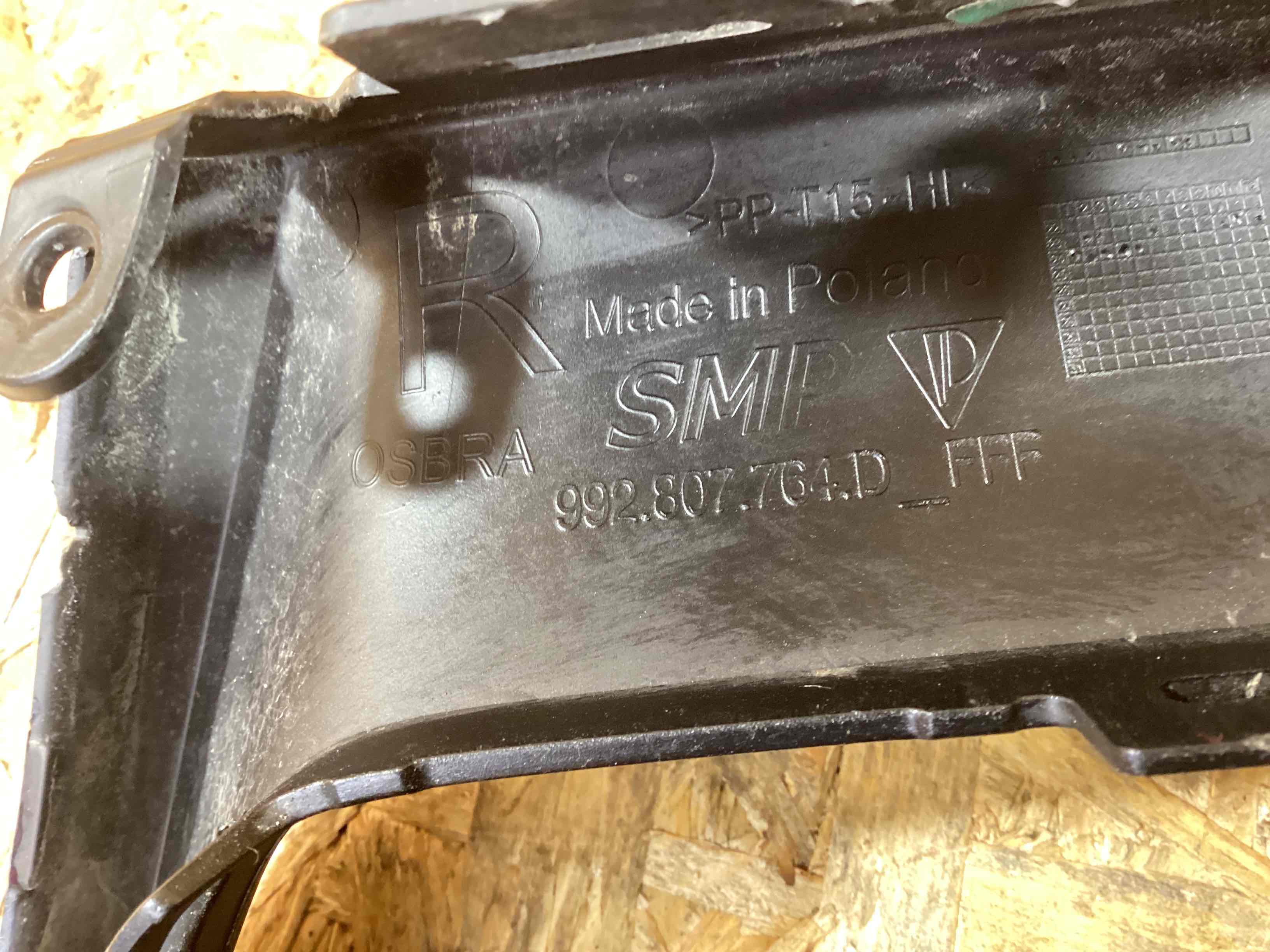 Заглушка, вставка (решетка) в бампер Porsche 911 161025-124