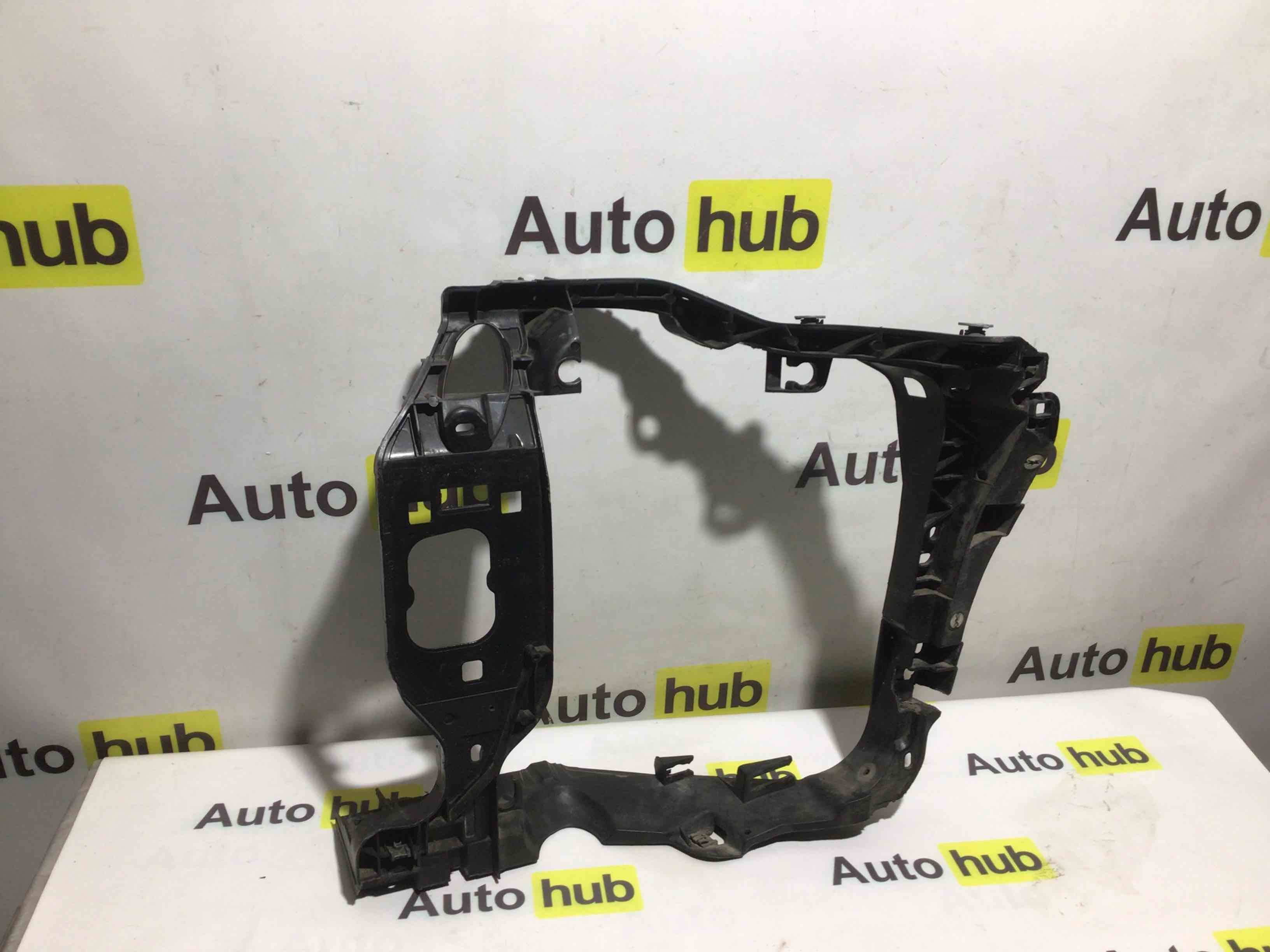 Опора радиатора, крепление/кронштейн, уплотнитель радиатора Porsche Macan 161225-003