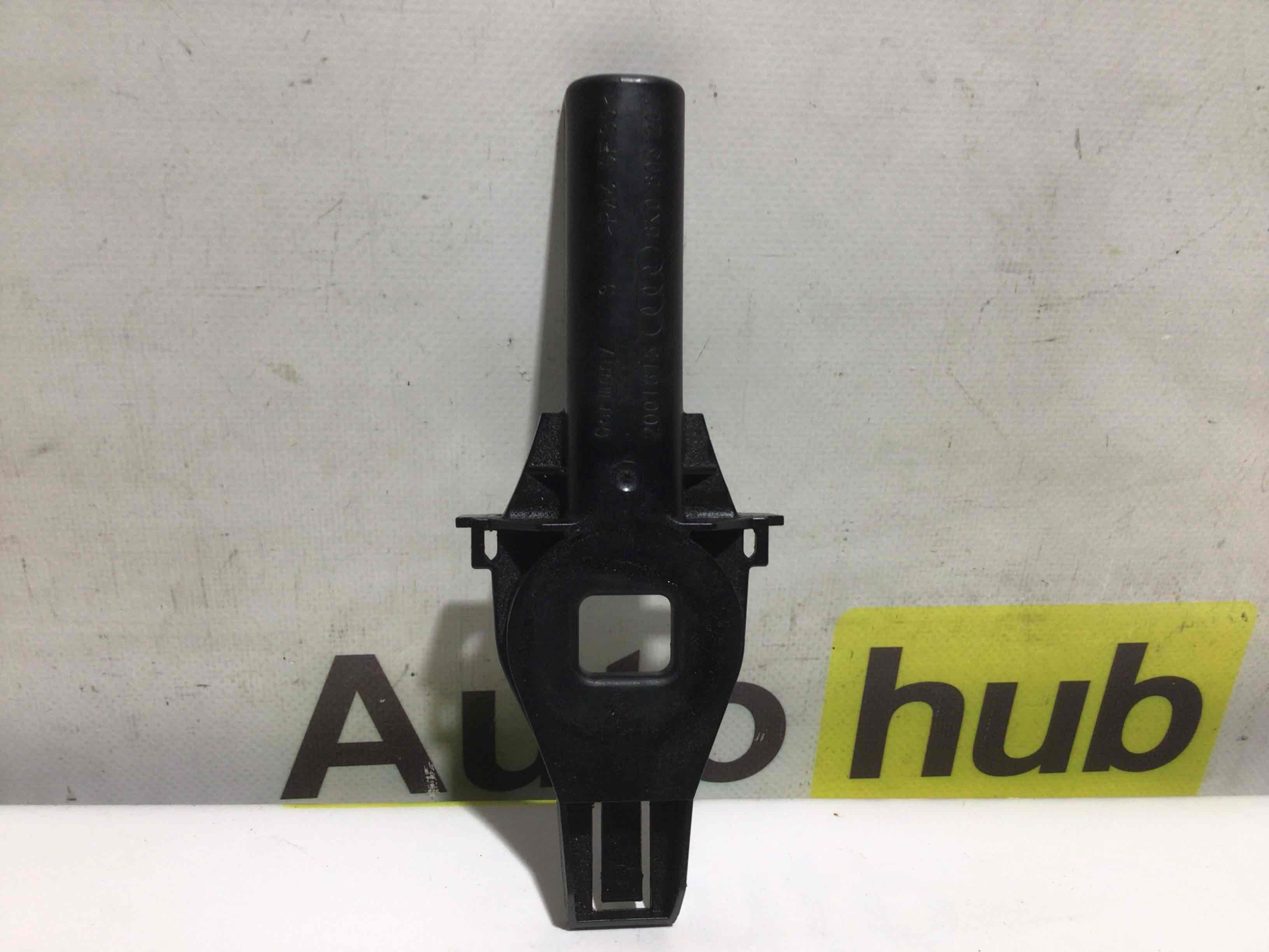 Опора радиатора, крепление/кронштейн, уплотнитель радиатора Audi A4 161225-004