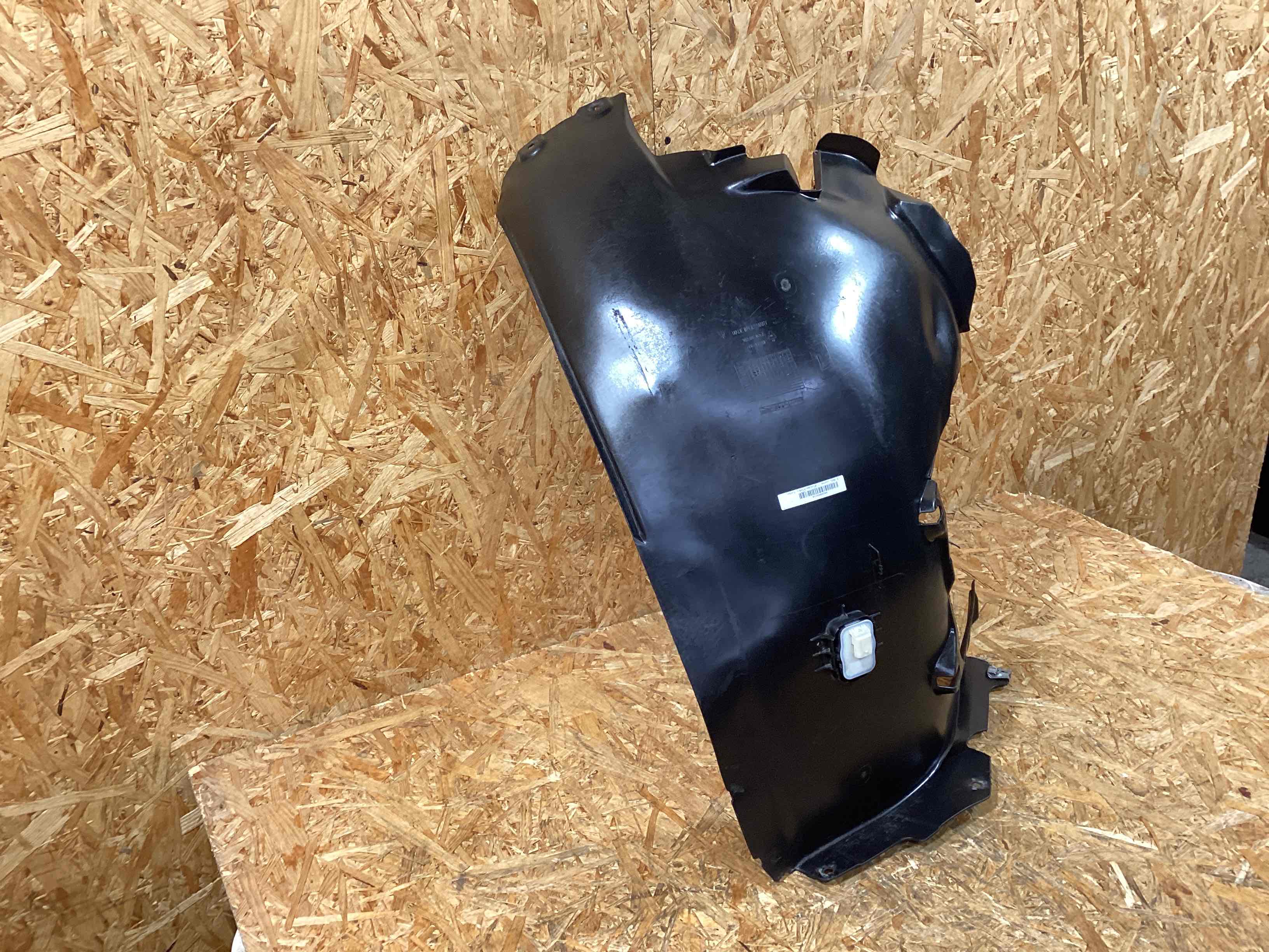 Защита арок передняя левая (подкрылок) Porsche 911 161225-101