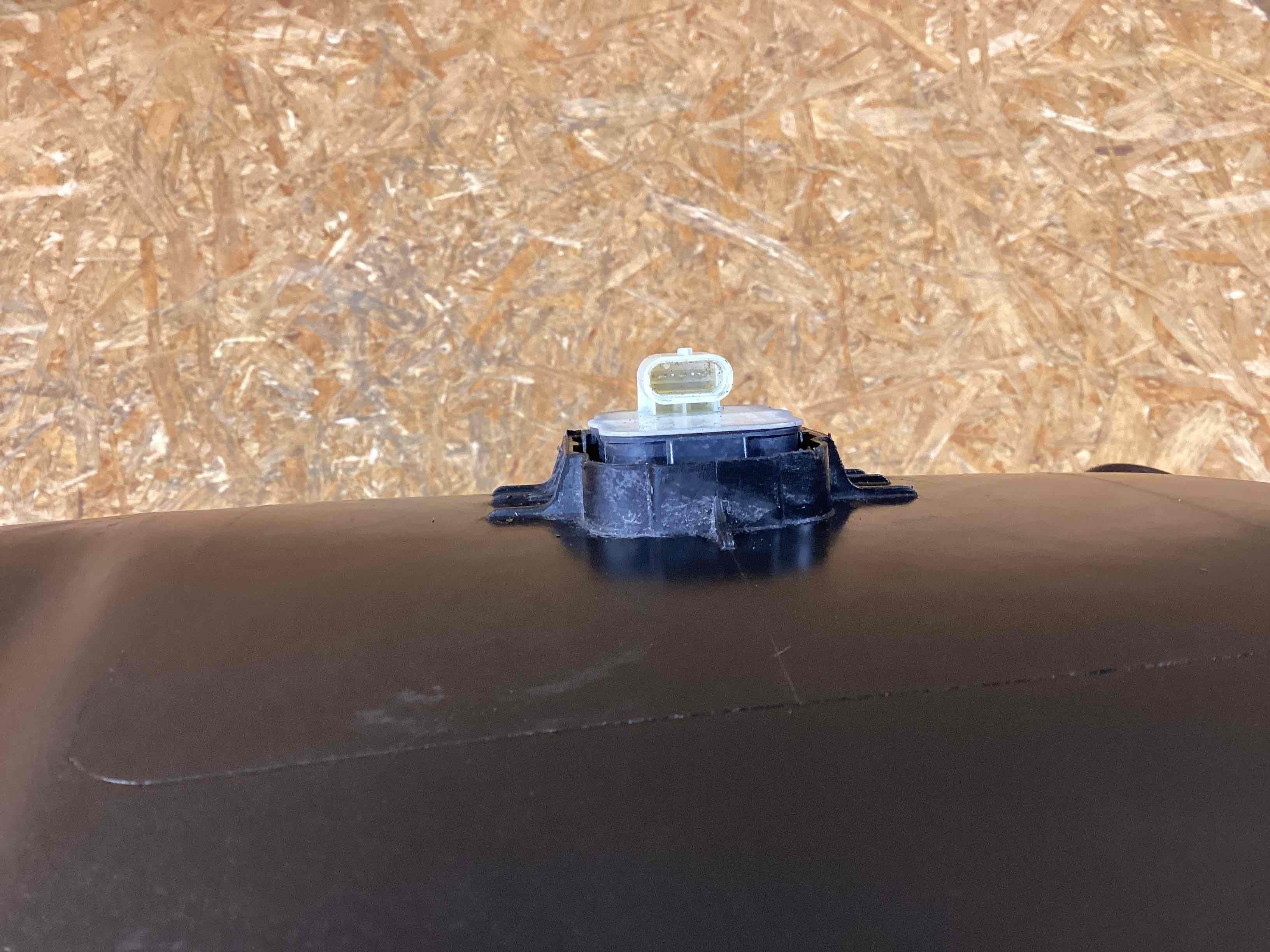 Защита арок передняя левая (подкрылок) Porsche 911 161225-101