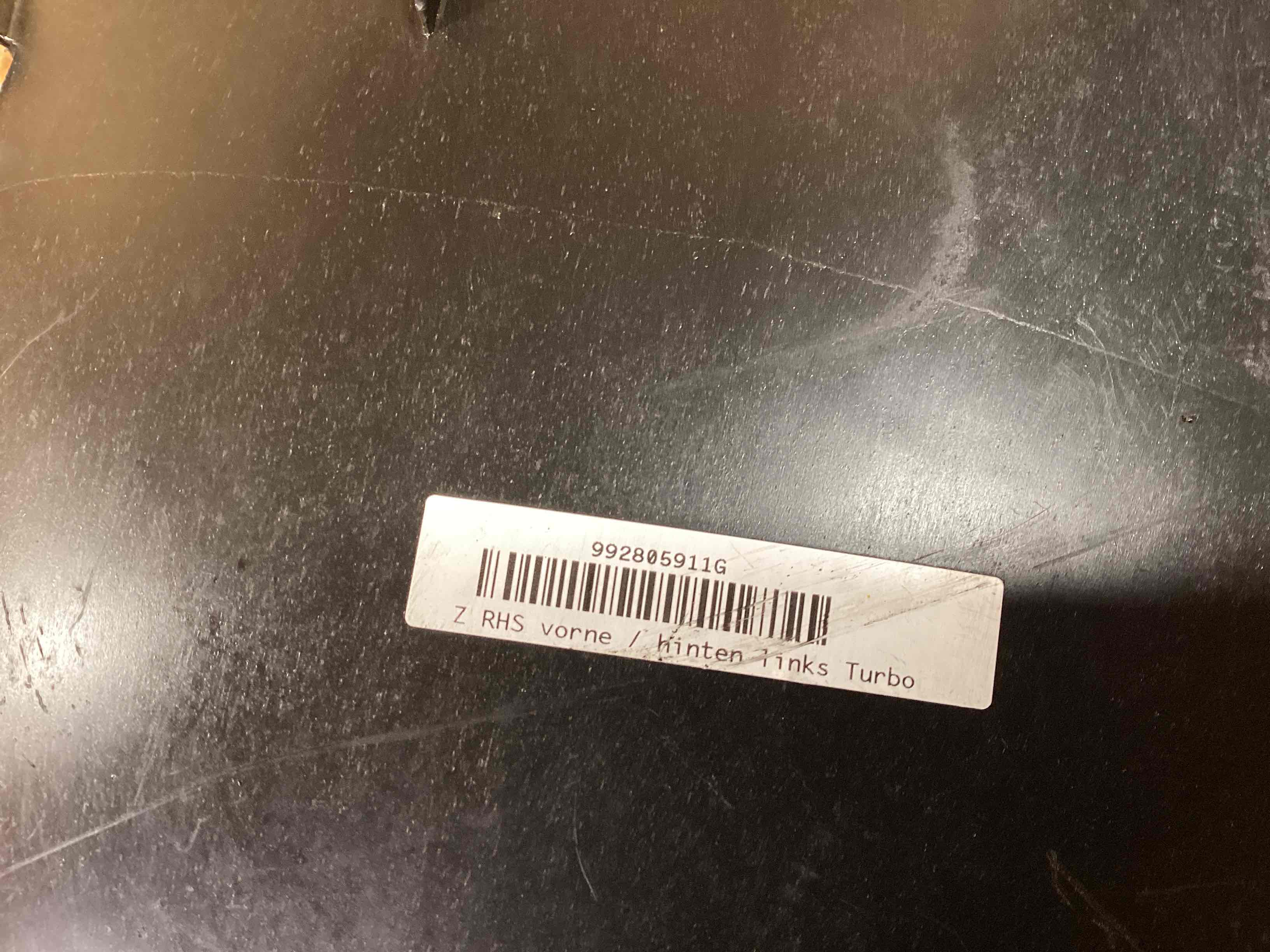 Защита арок передняя левая (подкрылок) Porsche 911 161225-101