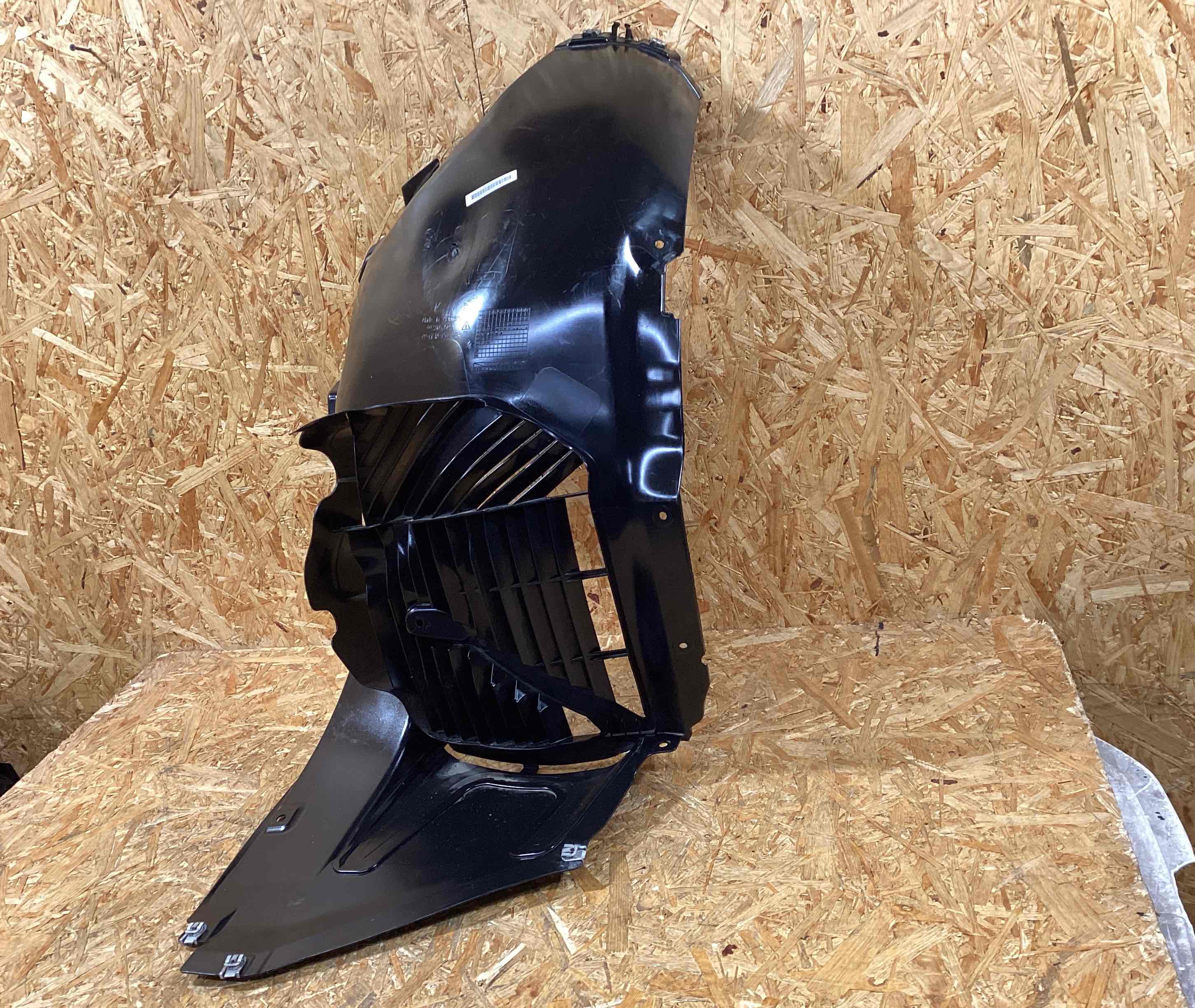 Защита арок передняя левая (подкрылок) Porsche 911 161225-102