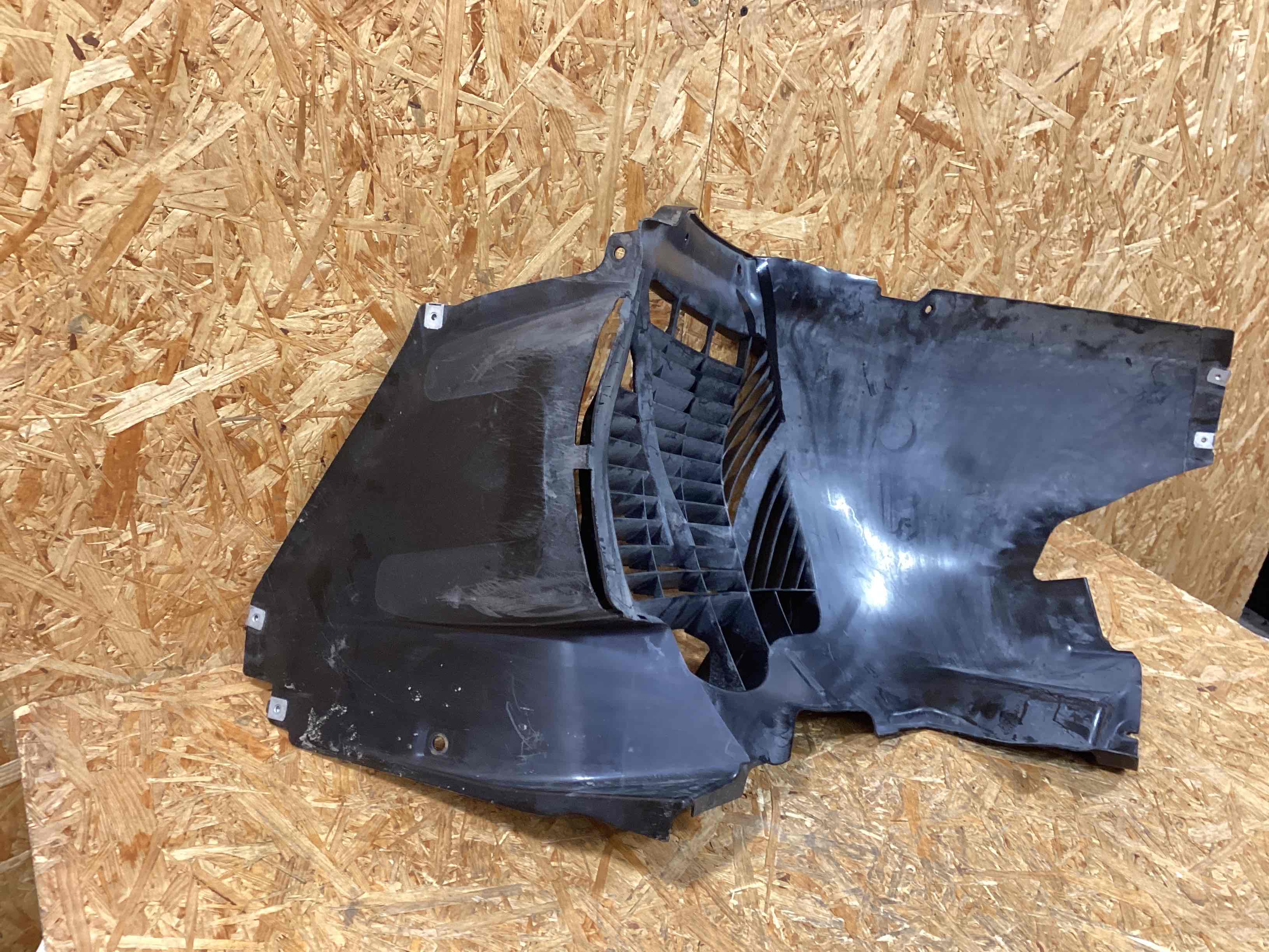 Защита арок передняя левая (подкрылок) Porsche 911 161225-102