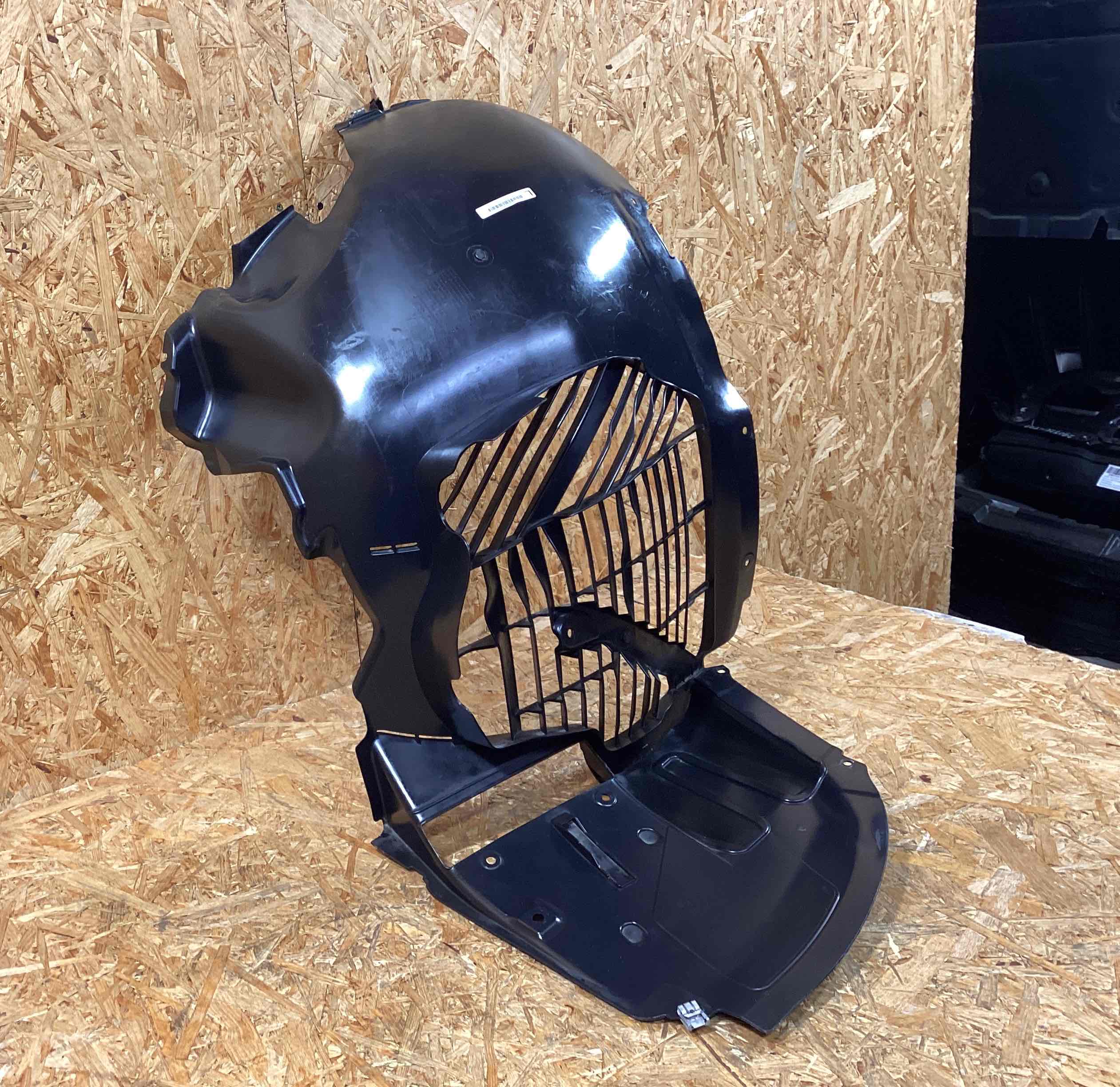 Защита арок передняя левая (подкрылок) Porsche 911 161225-103