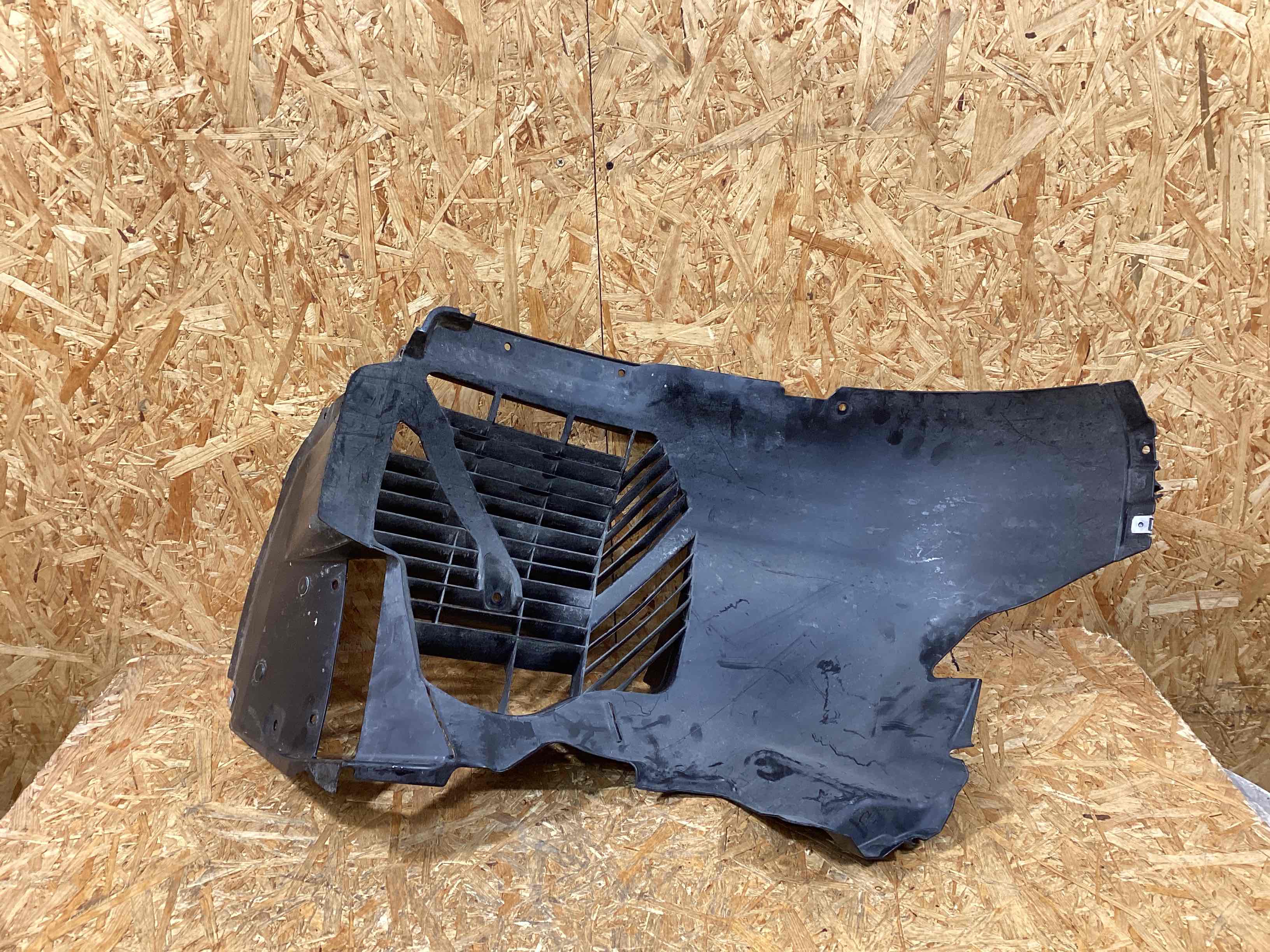 Защита арок передняя левая (подкрылок) Porsche 911 161225-103