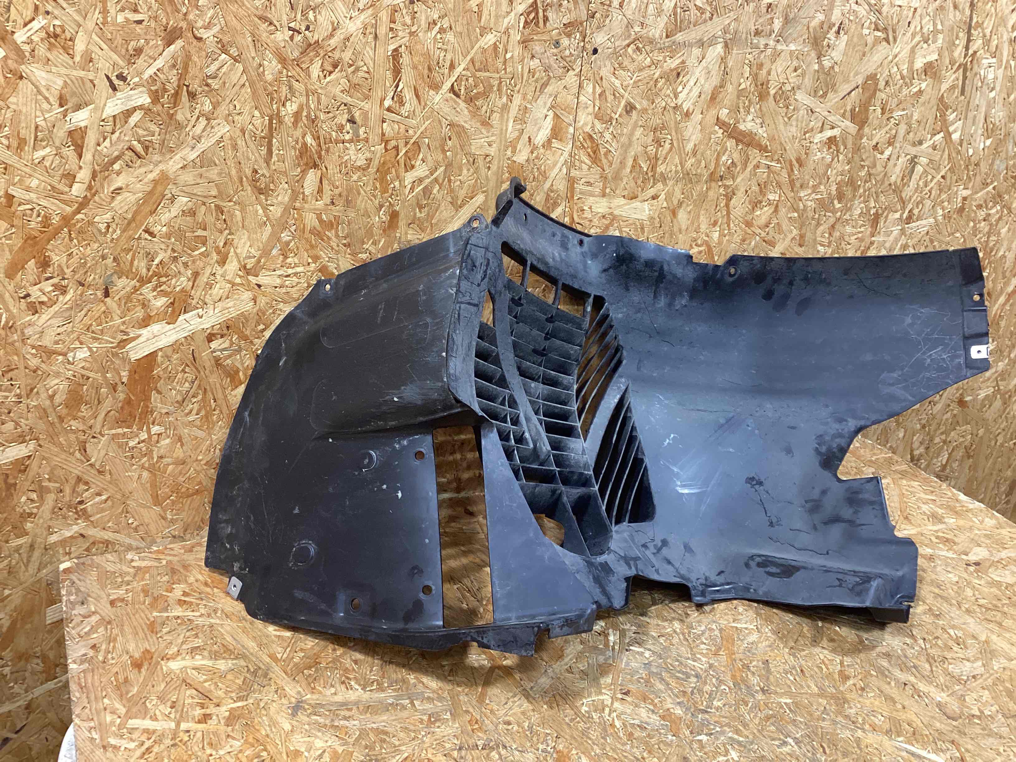 Защита арок передняя левая (подкрылок) Porsche 911 161225-103