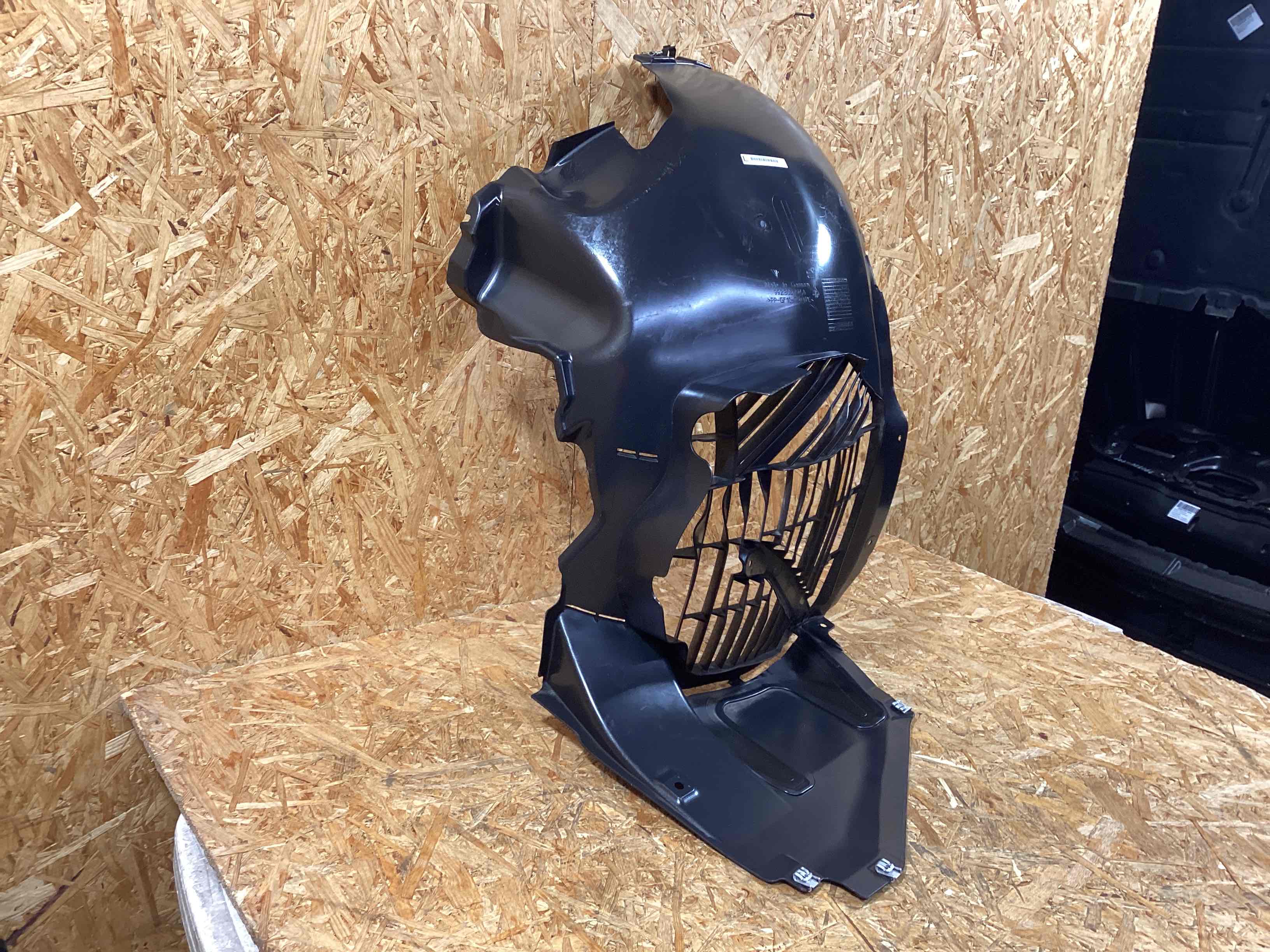 Защита арок передняя левая (подкрылок) Porsche 911 161225-104