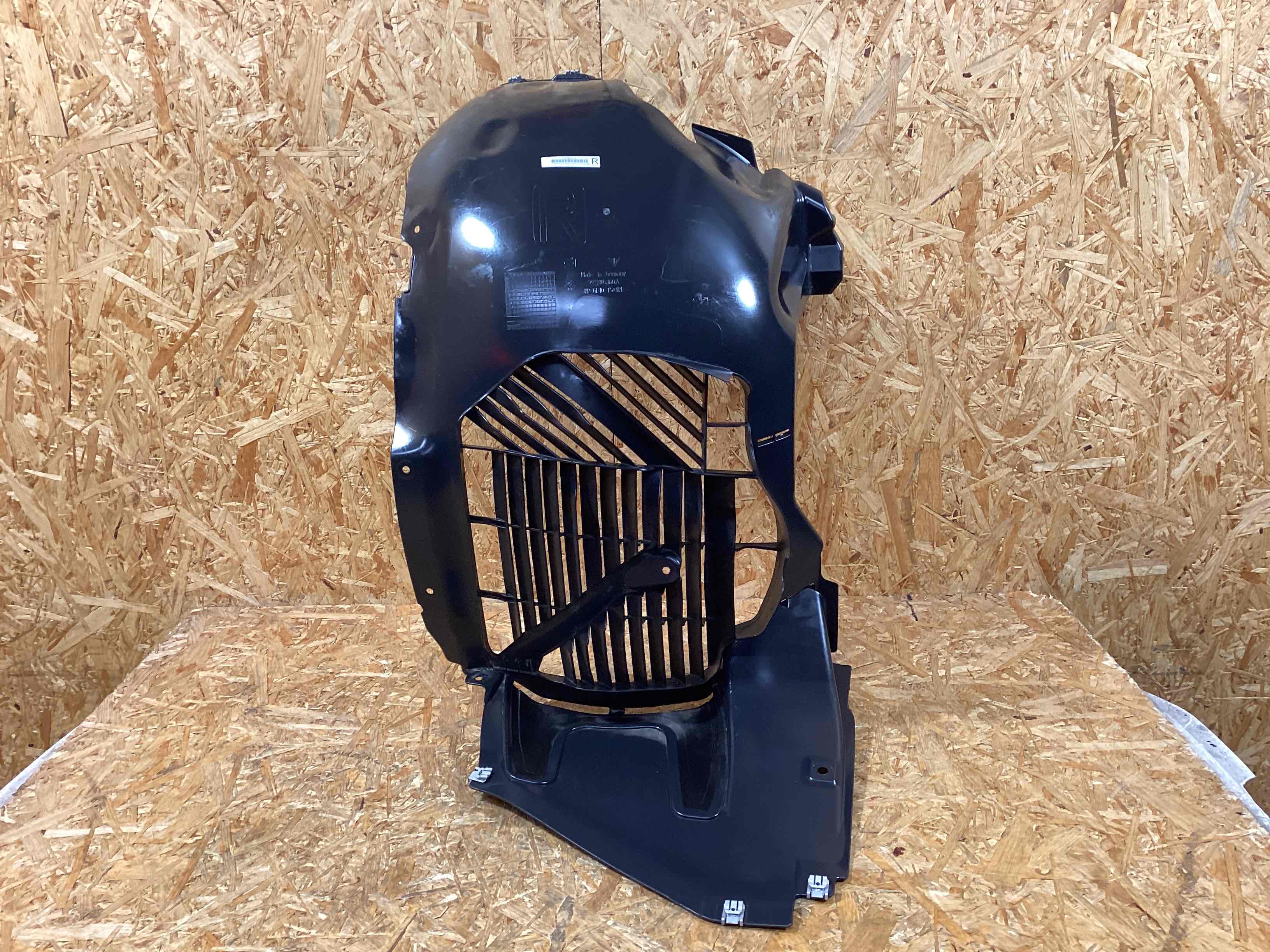 Защита арок передняя правая (подкрылок) Porsche 911 161225-105