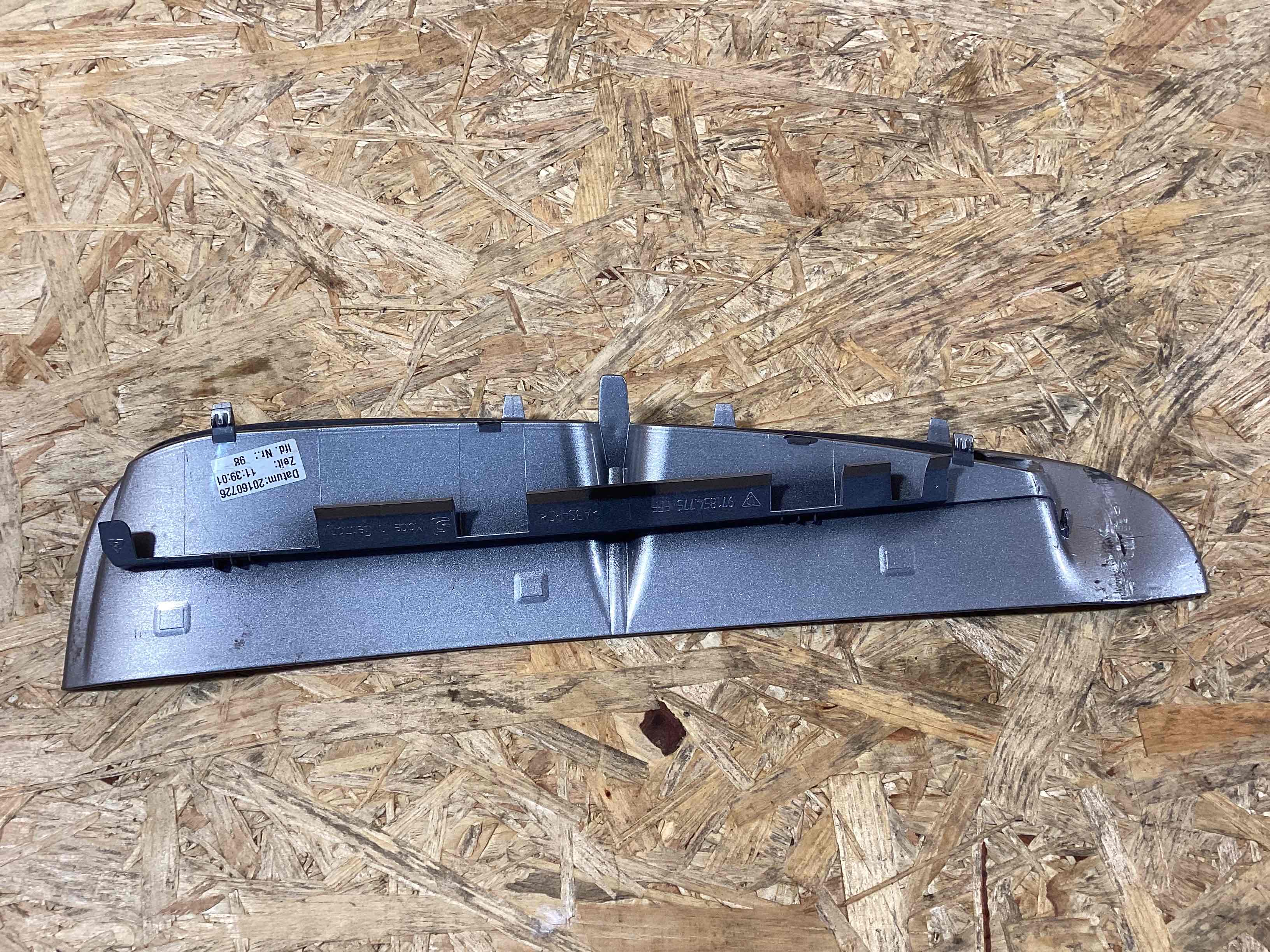 Молдинг крыла, решетки и жабры крыла Porsche Panamera 170225-107