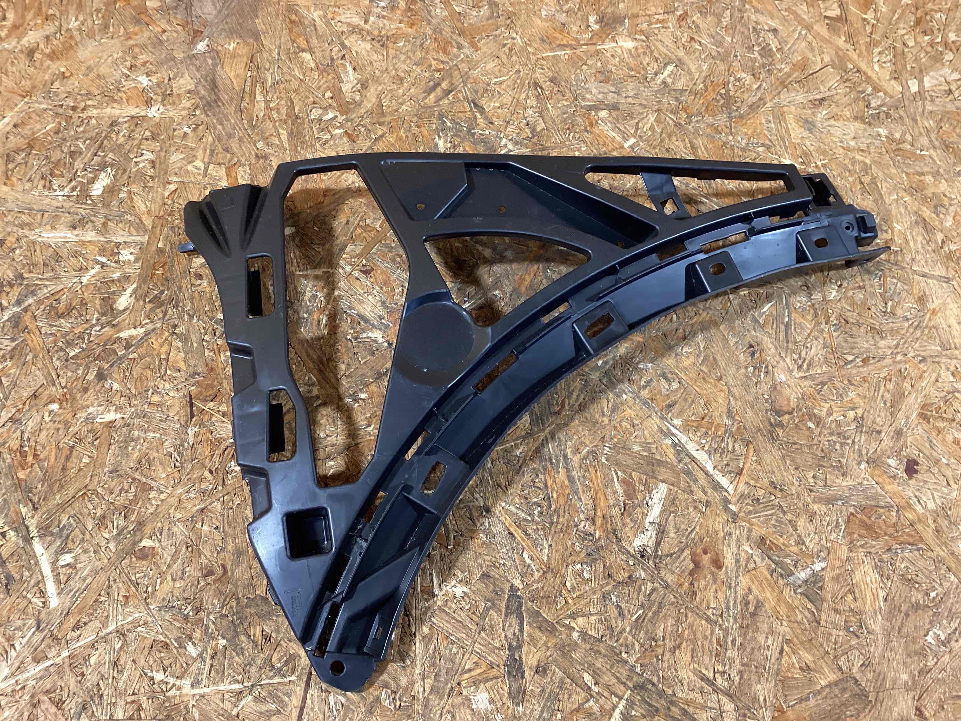 Крепление бампера Porsche Cayenne 170226-111