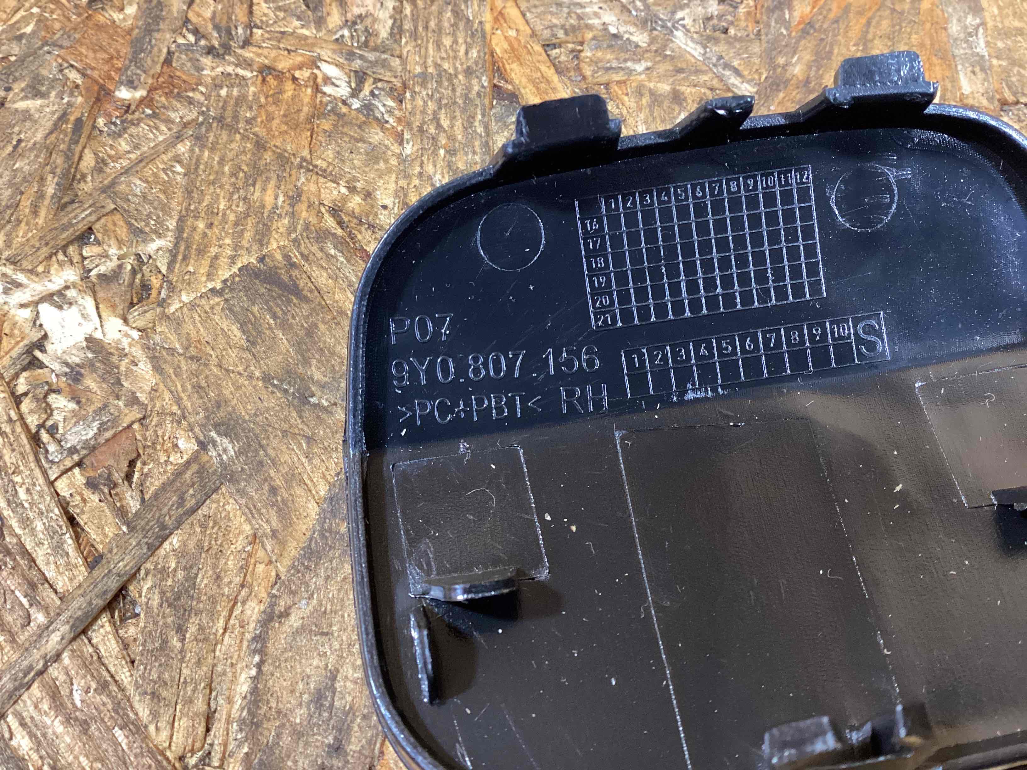 Заглушка, вставка (решетка) в бампер Porsche Cayenne 170226-112