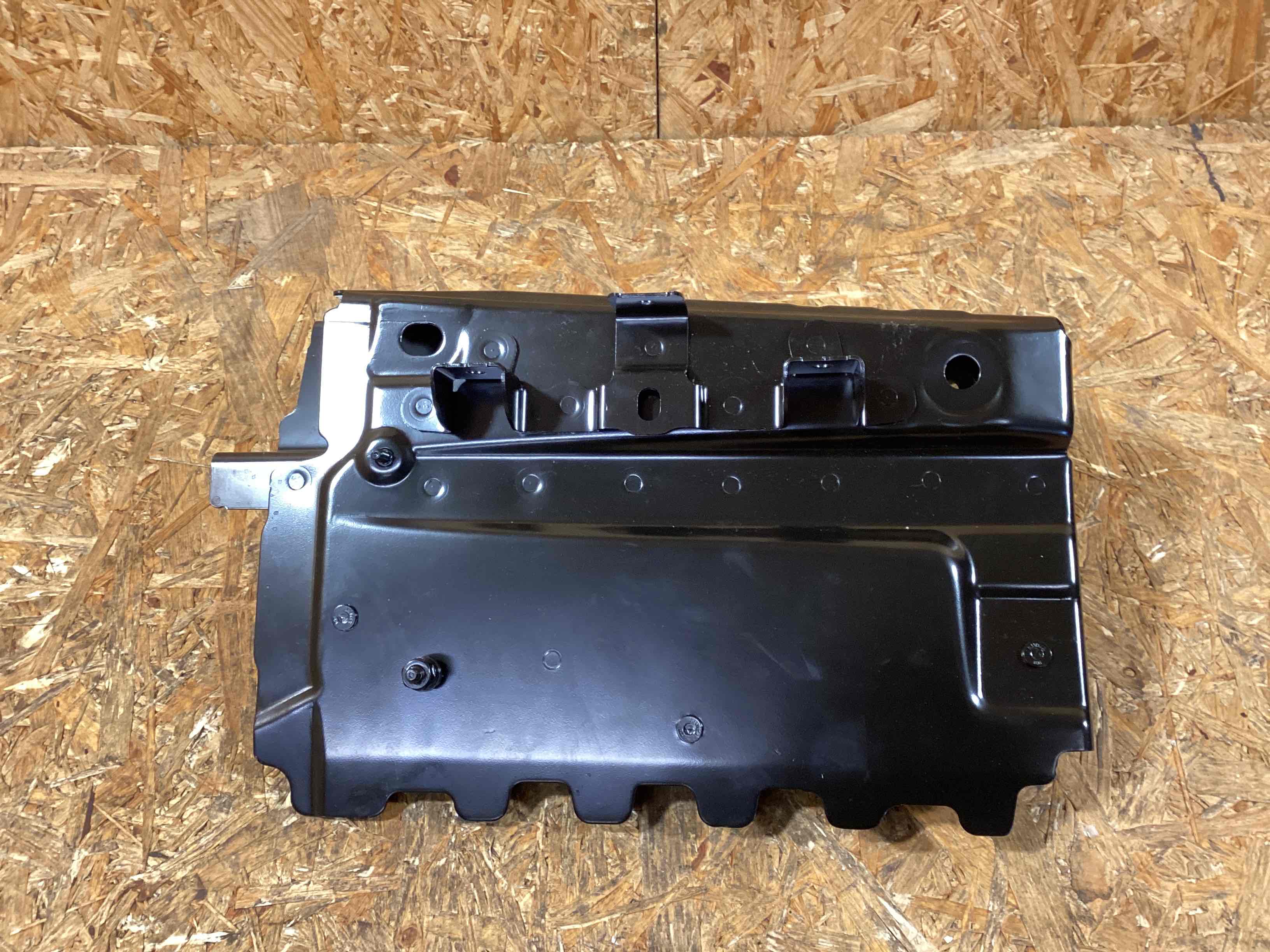 Лонжерон левый Porsche 911 170226-119