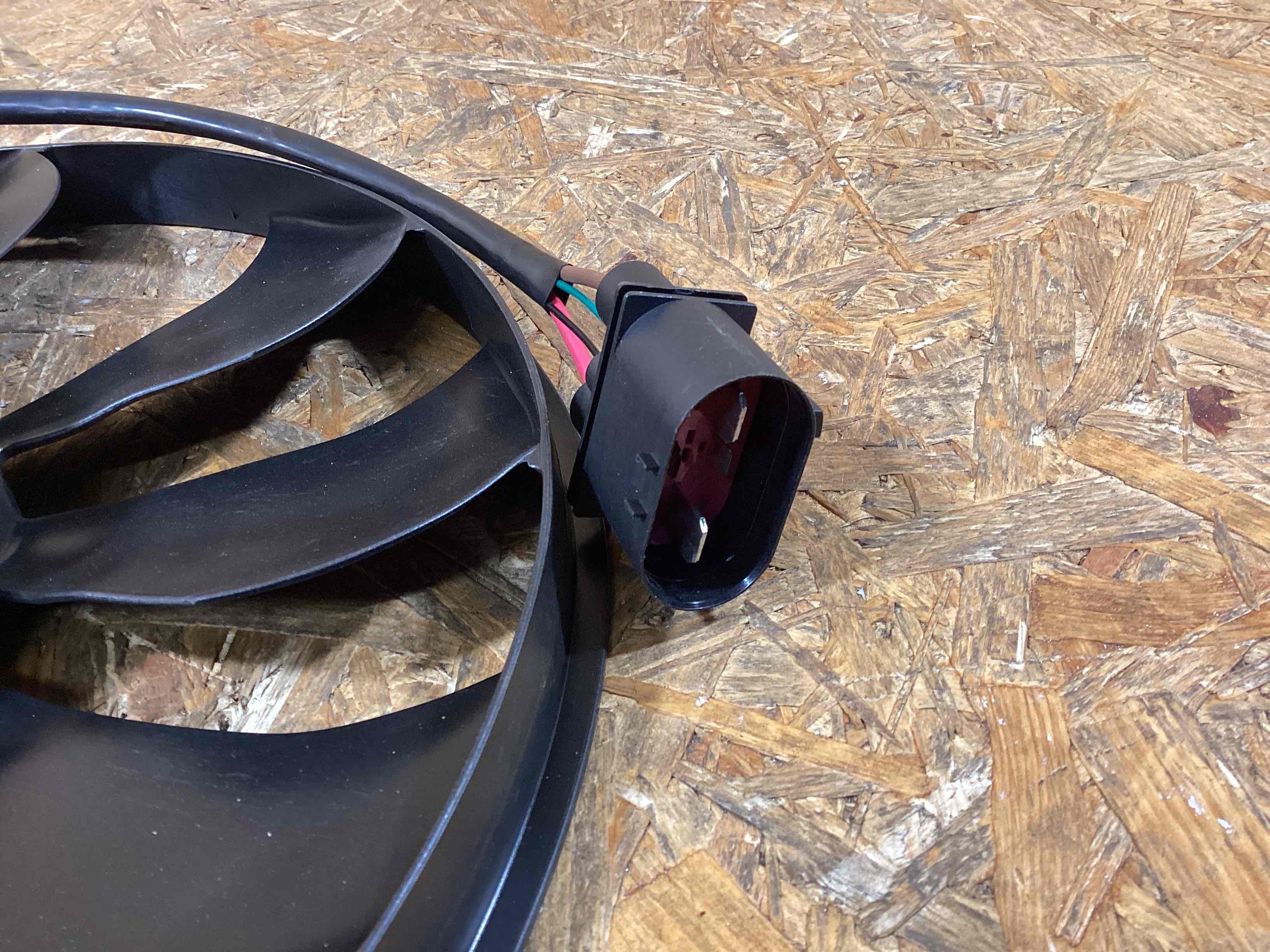 Вентилятор радиатора, вентиляторы Porsche 911 170226-120