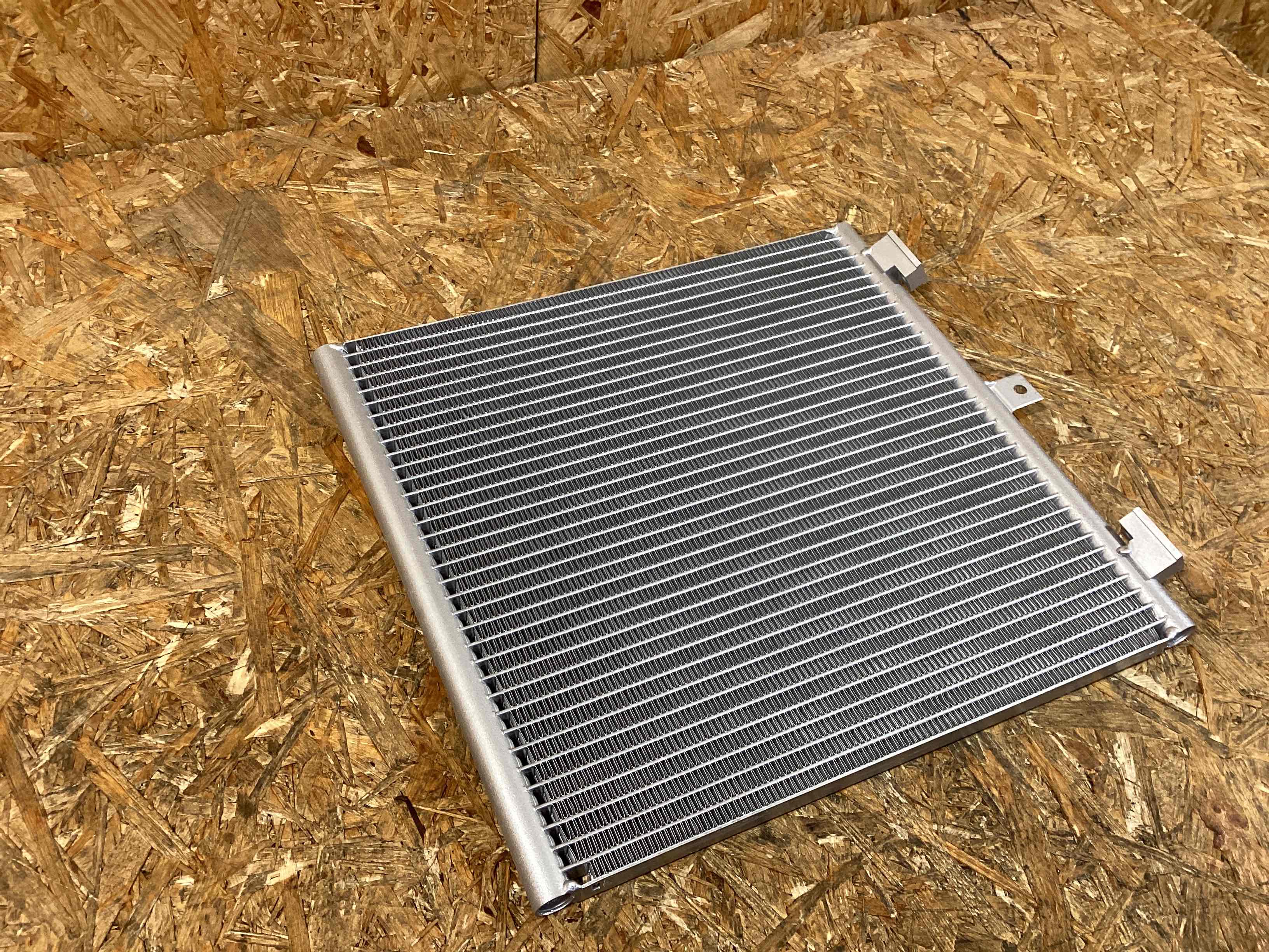 Радиатор кондиционера Porsche 911 170226-122