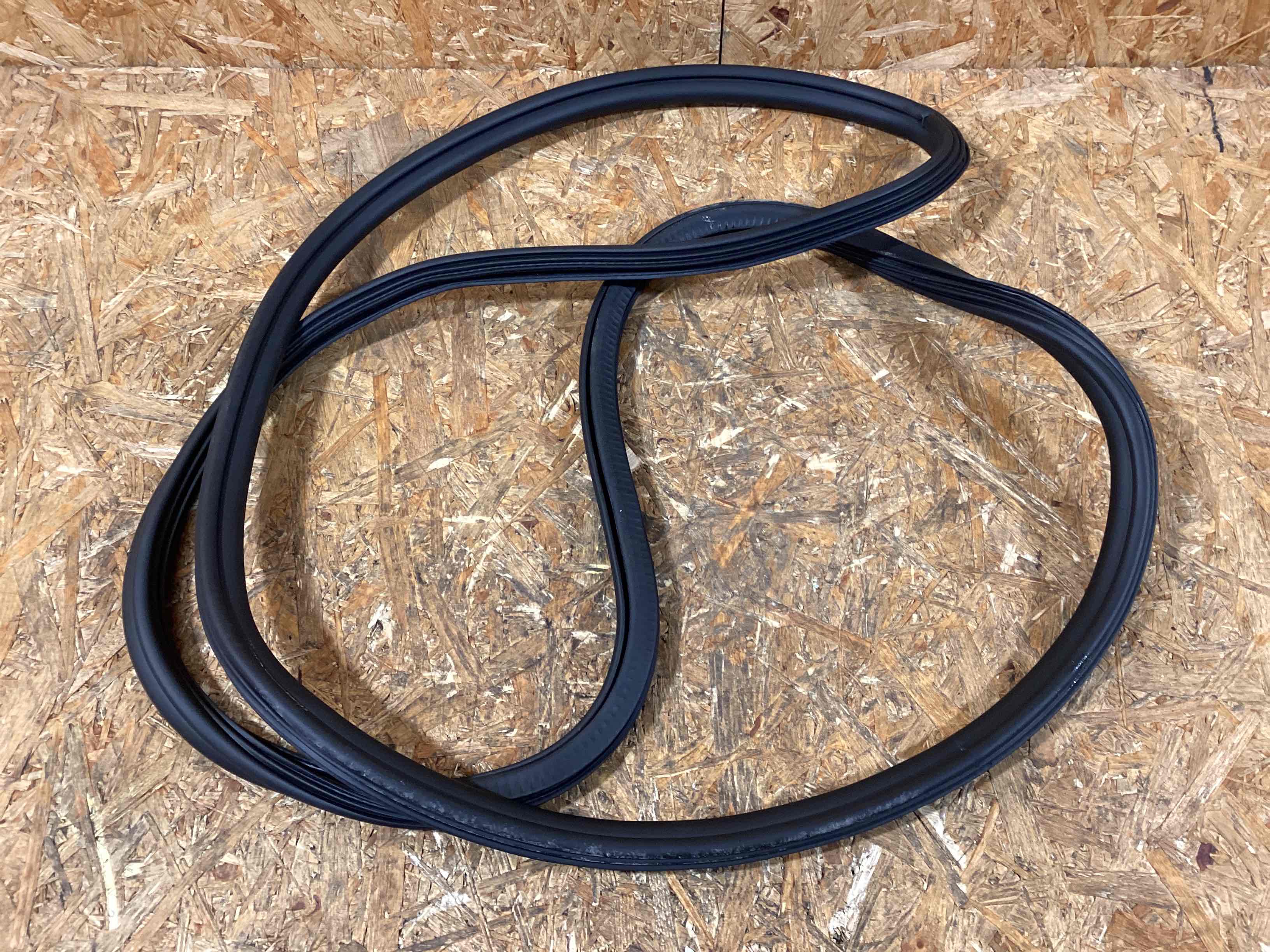 Уплотнитель, хомут Porsche Macan 170226-128