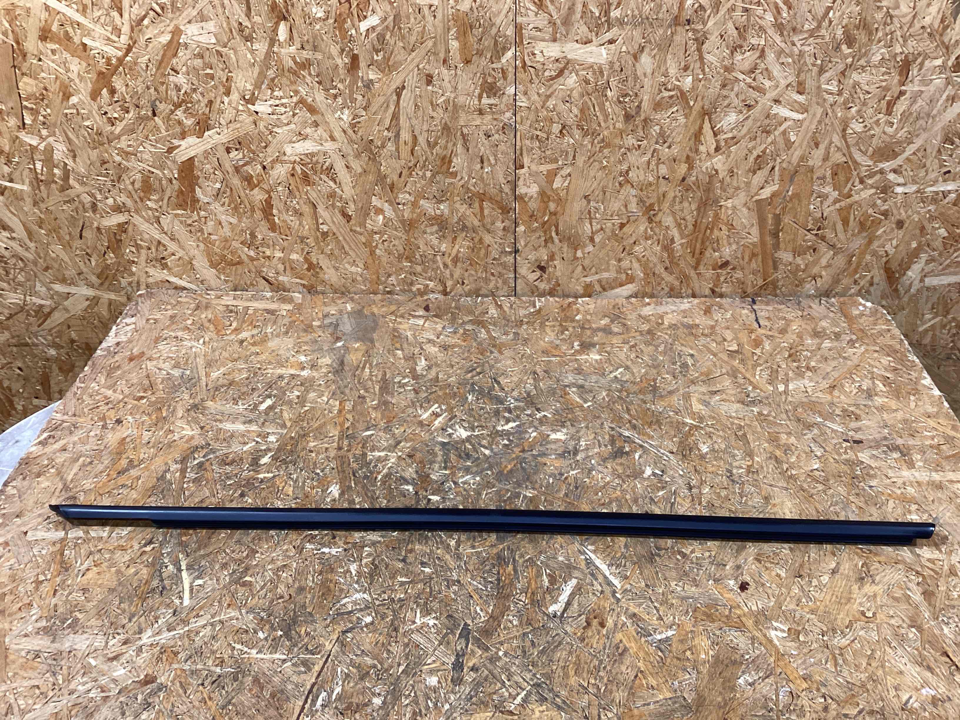 Молдинг двери передней правой Porsche 911 170226-131