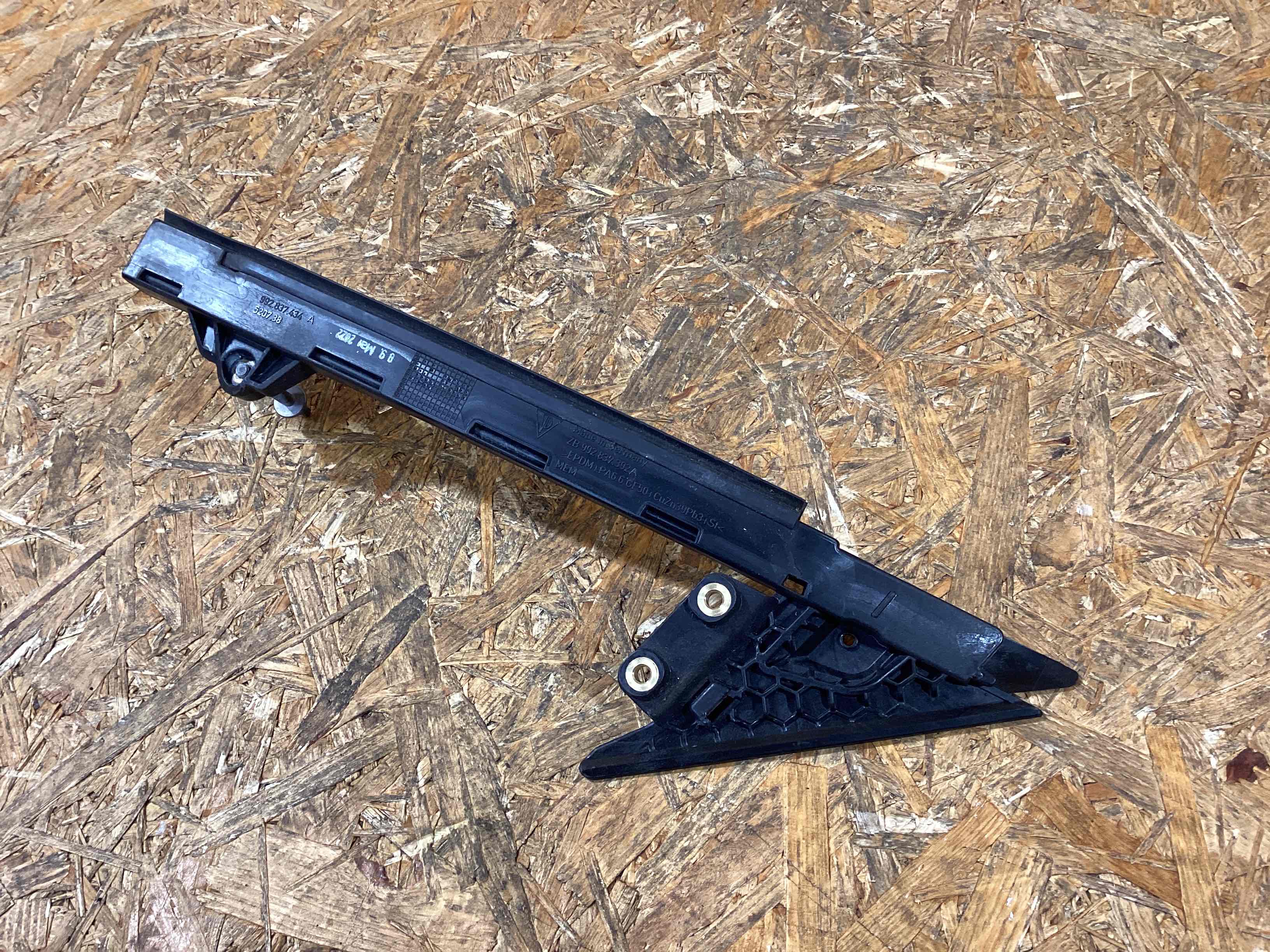 Молдинг двери передней правой Porsche 911 170226-135