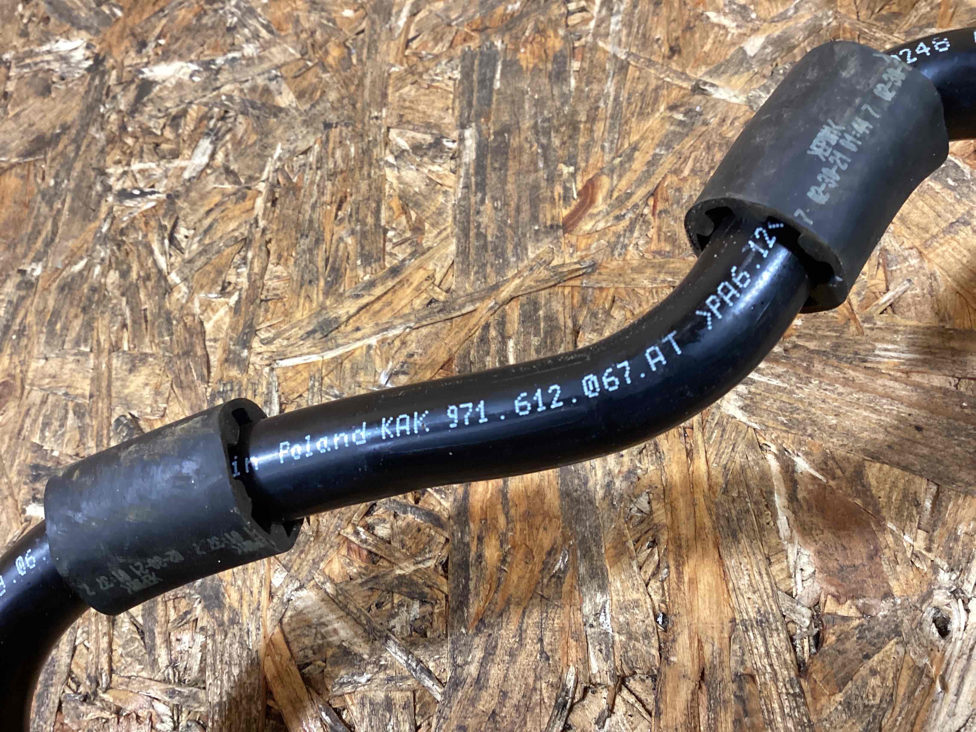 Патрубок Porsche Panamera 170226-145