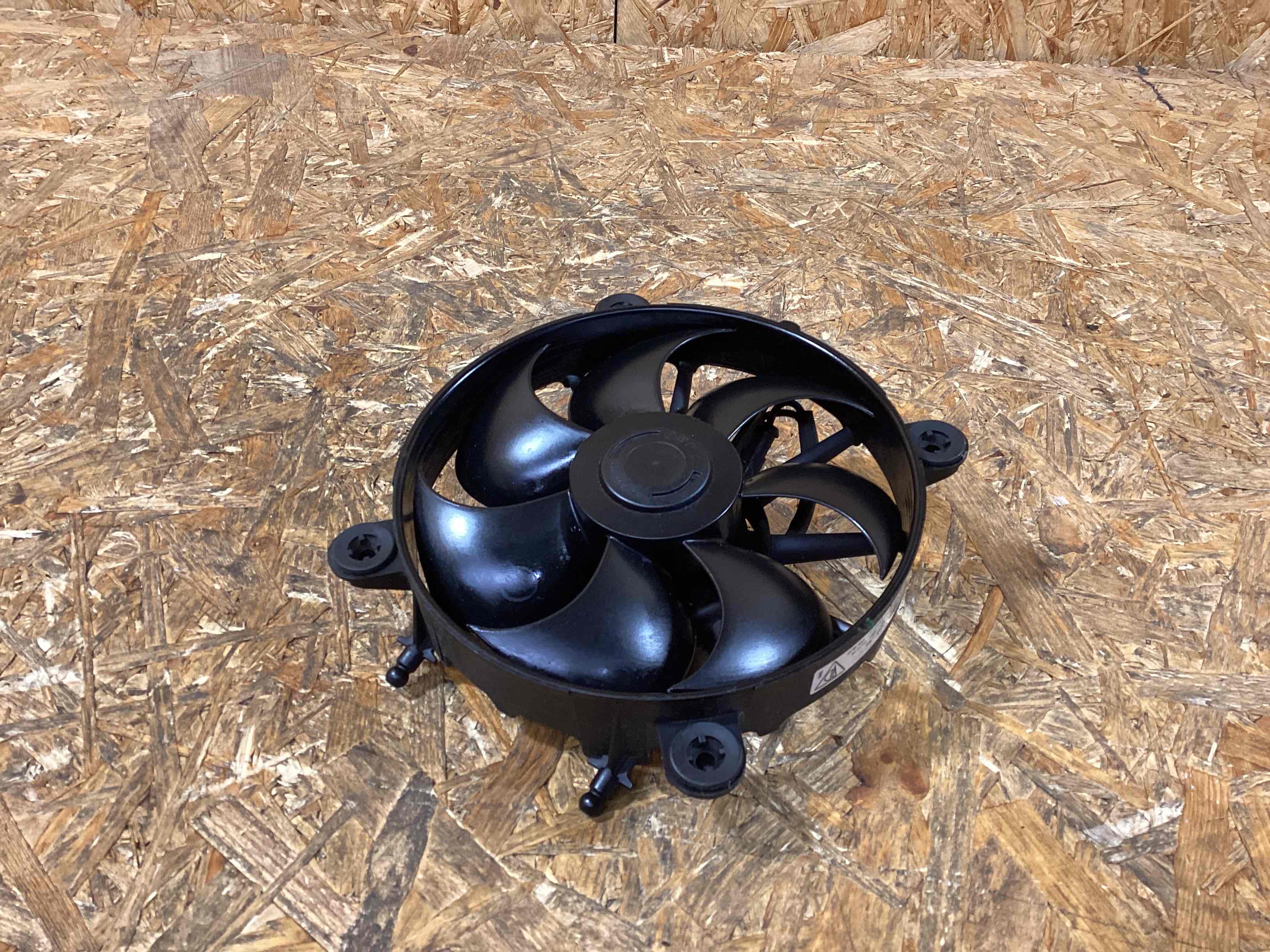 Вентилятор радиатора, вентиляторы Porsche 911 170226-146