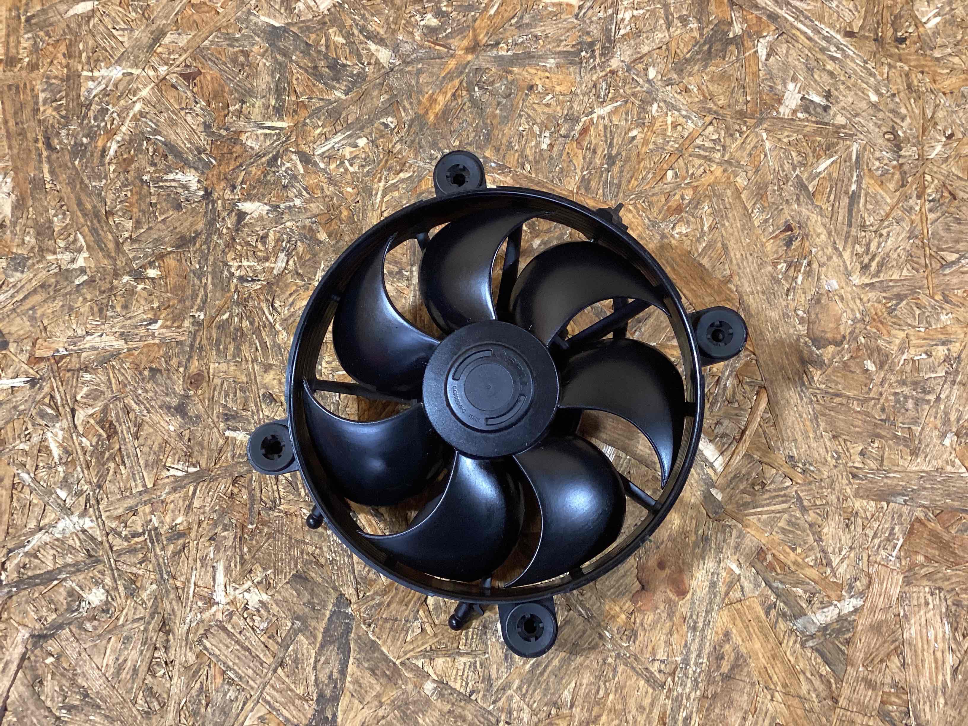 Вентилятор радиатора, вентиляторы Porsche 911 170226-146