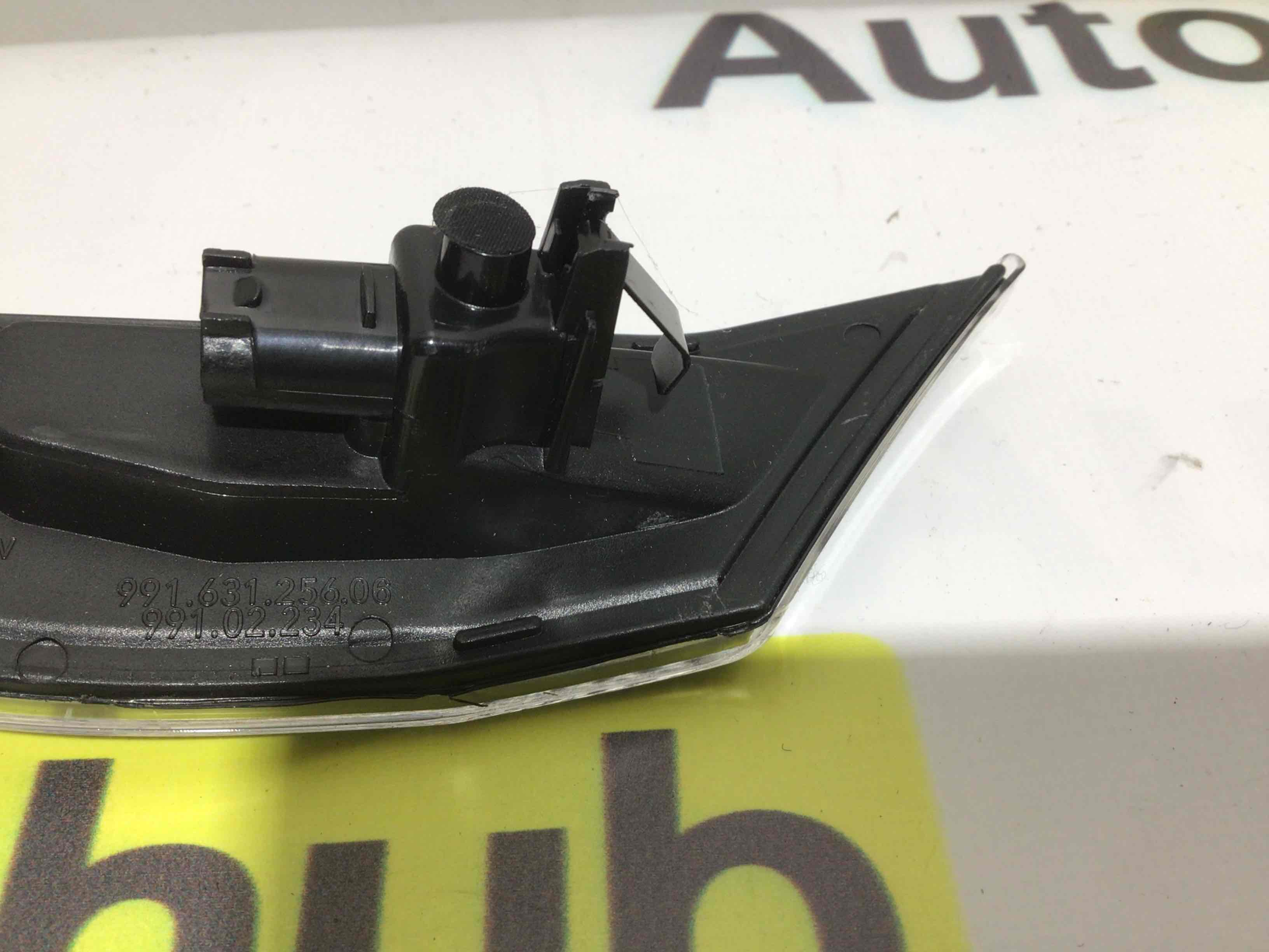 Фонарь (указатель/повторитель поворота, поворотник) Porsche 911 170326-016