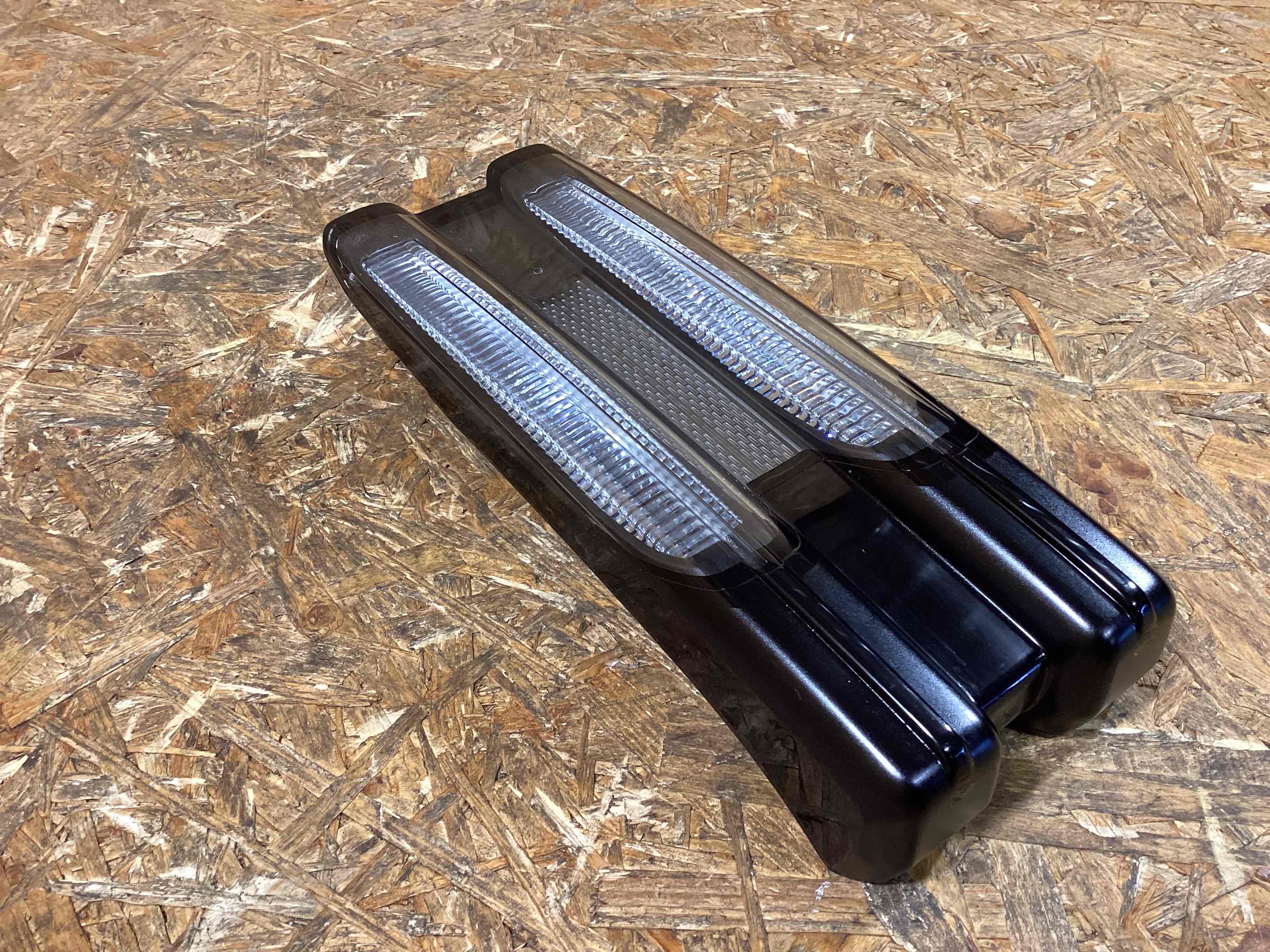 Фонарь стоп-сигнал Porsche 911 170326-101