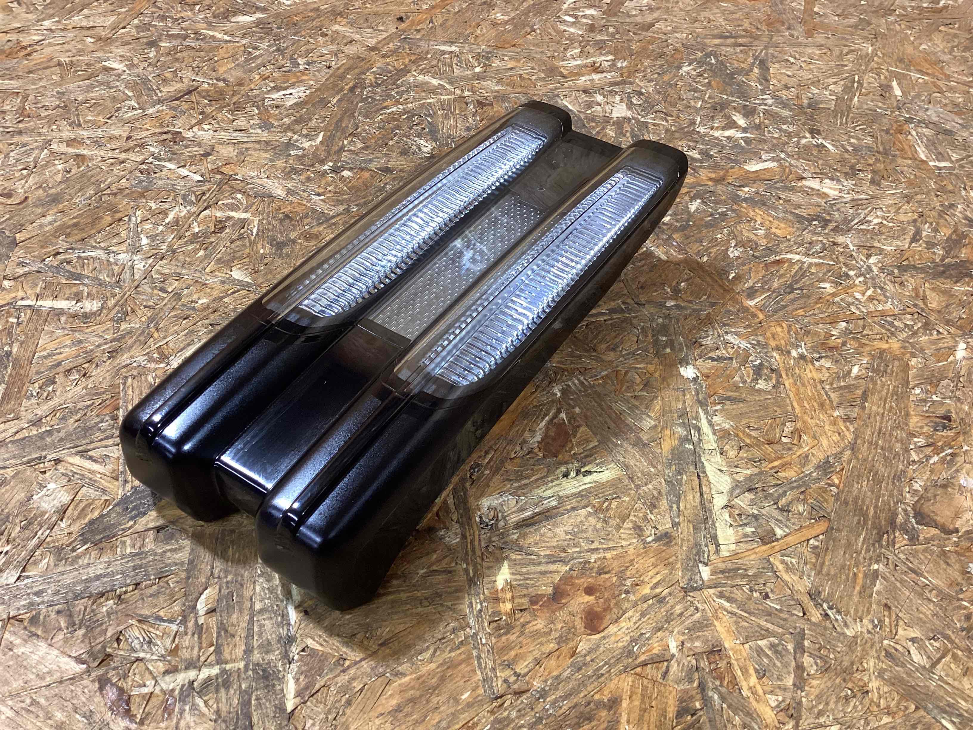 Фонарь стоп-сигнал Porsche 911 170326-101