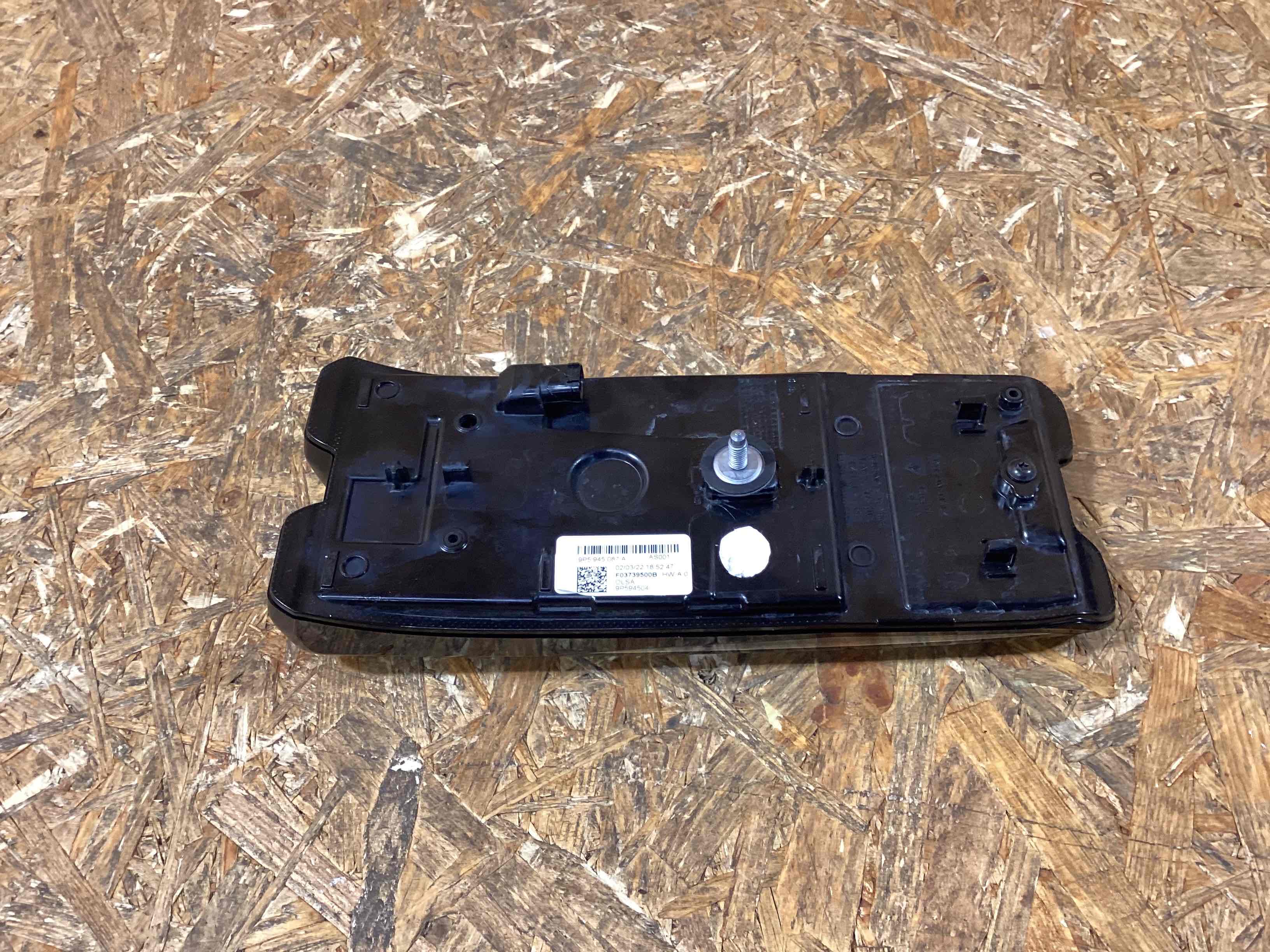 Фонарь стоп-сигнал Porsche 911 170326-101