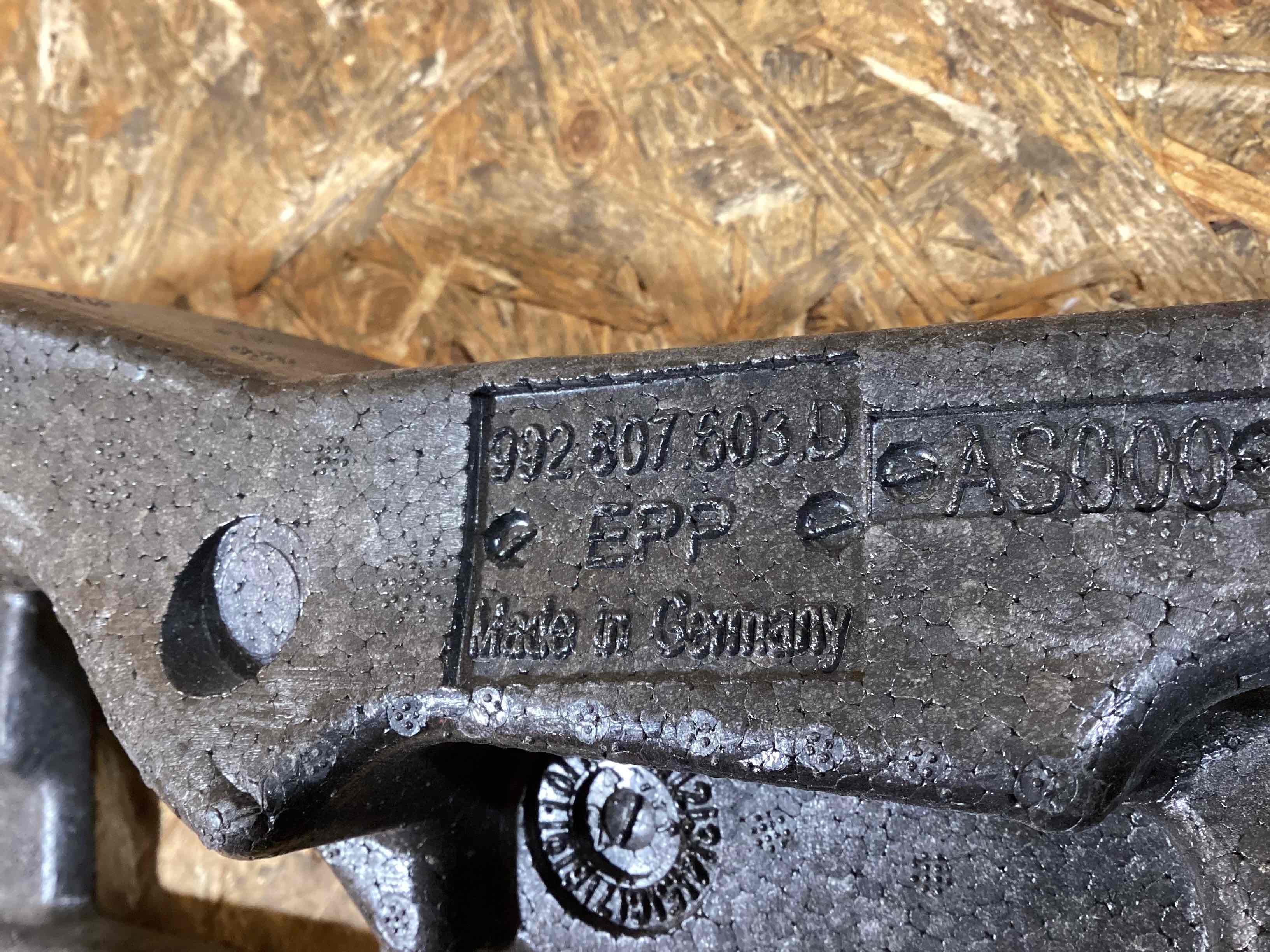 Абсорбер бампера Porsche 911 170326-103