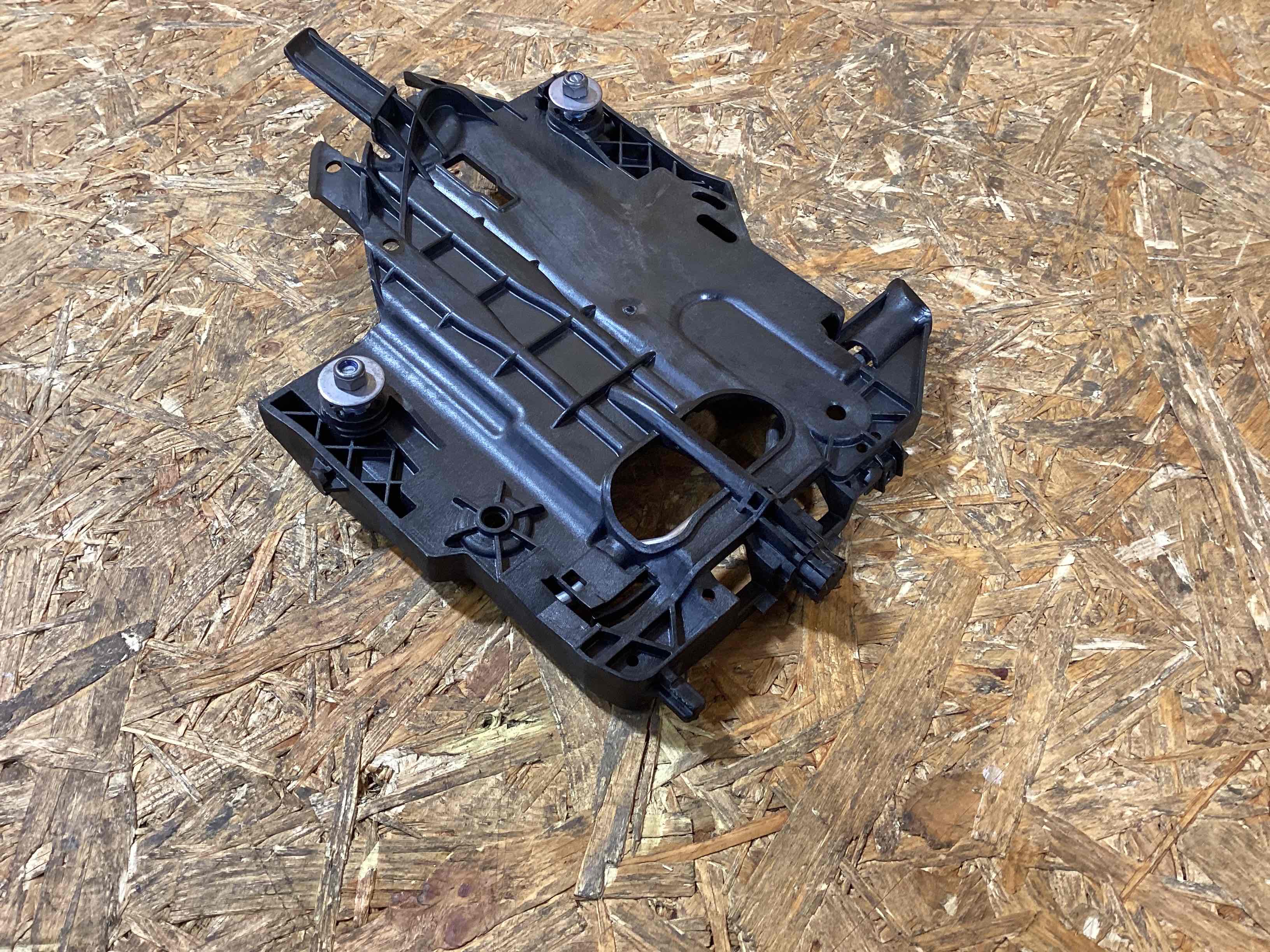 Крепление фары Porsche 911 170326-116