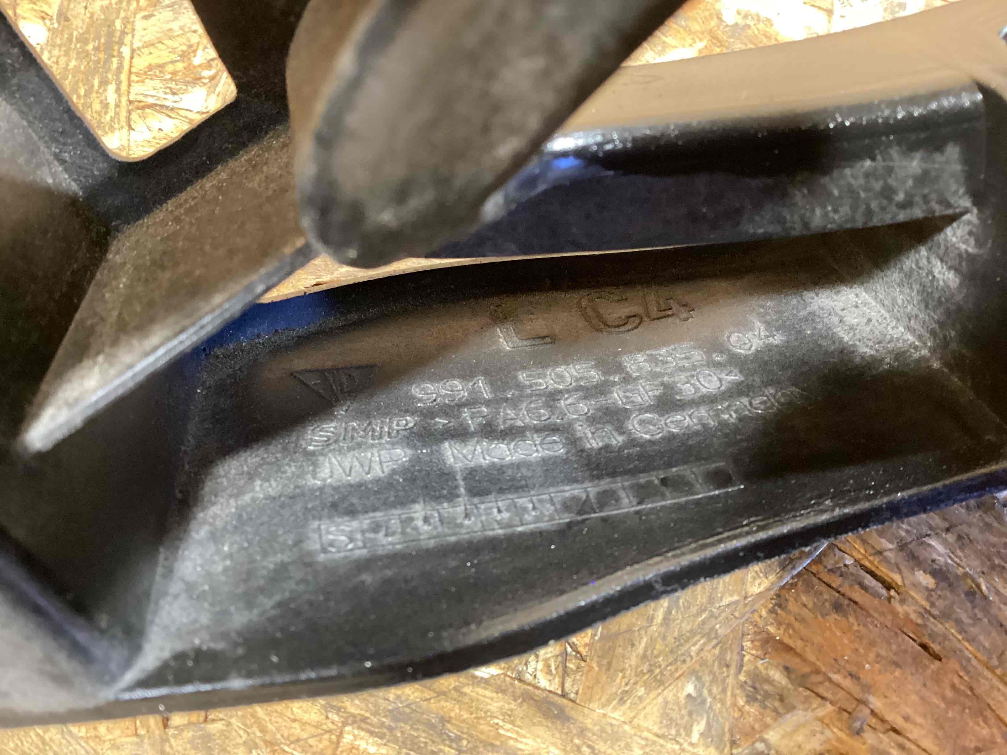 Крепление бампера Porsche 911 170326-118