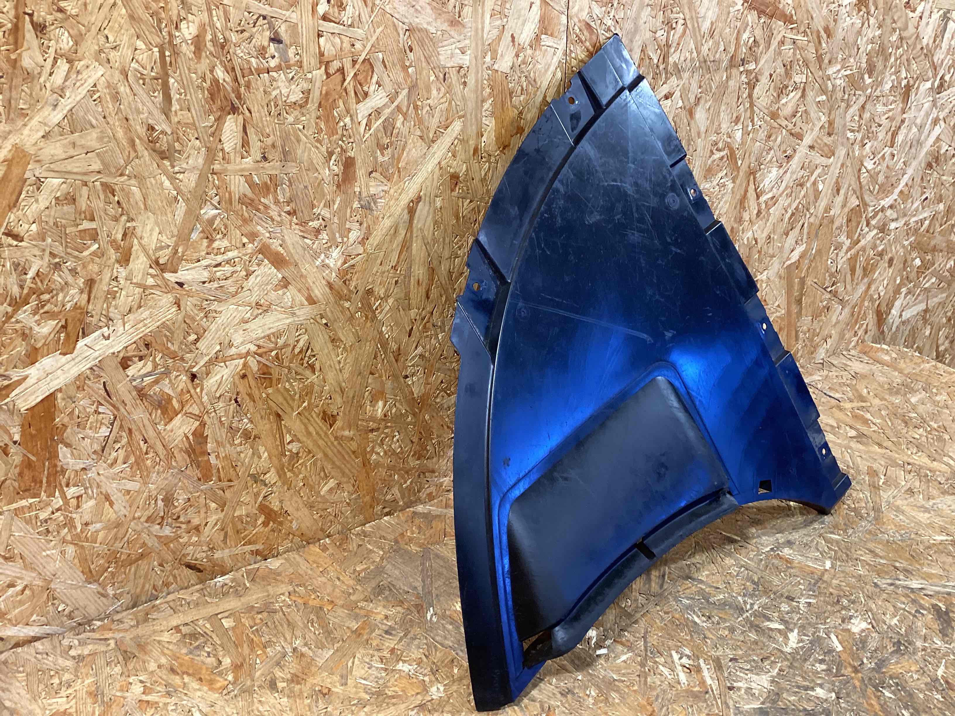 Защита арок передняя правая (подкрылок) Porsche Taycan 170326-119