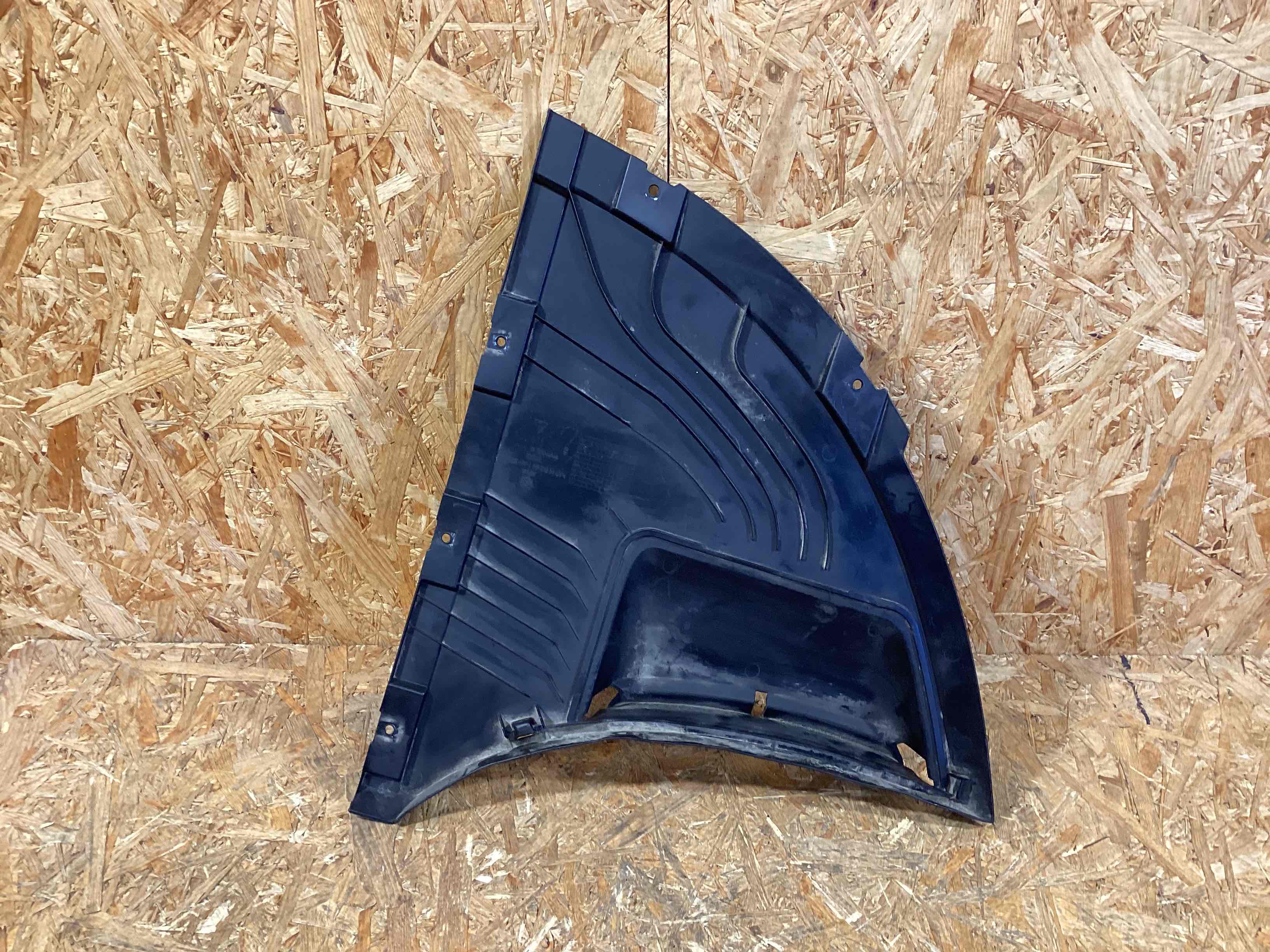 Защита арок передняя правая (подкрылок) Porsche Taycan 170326-119