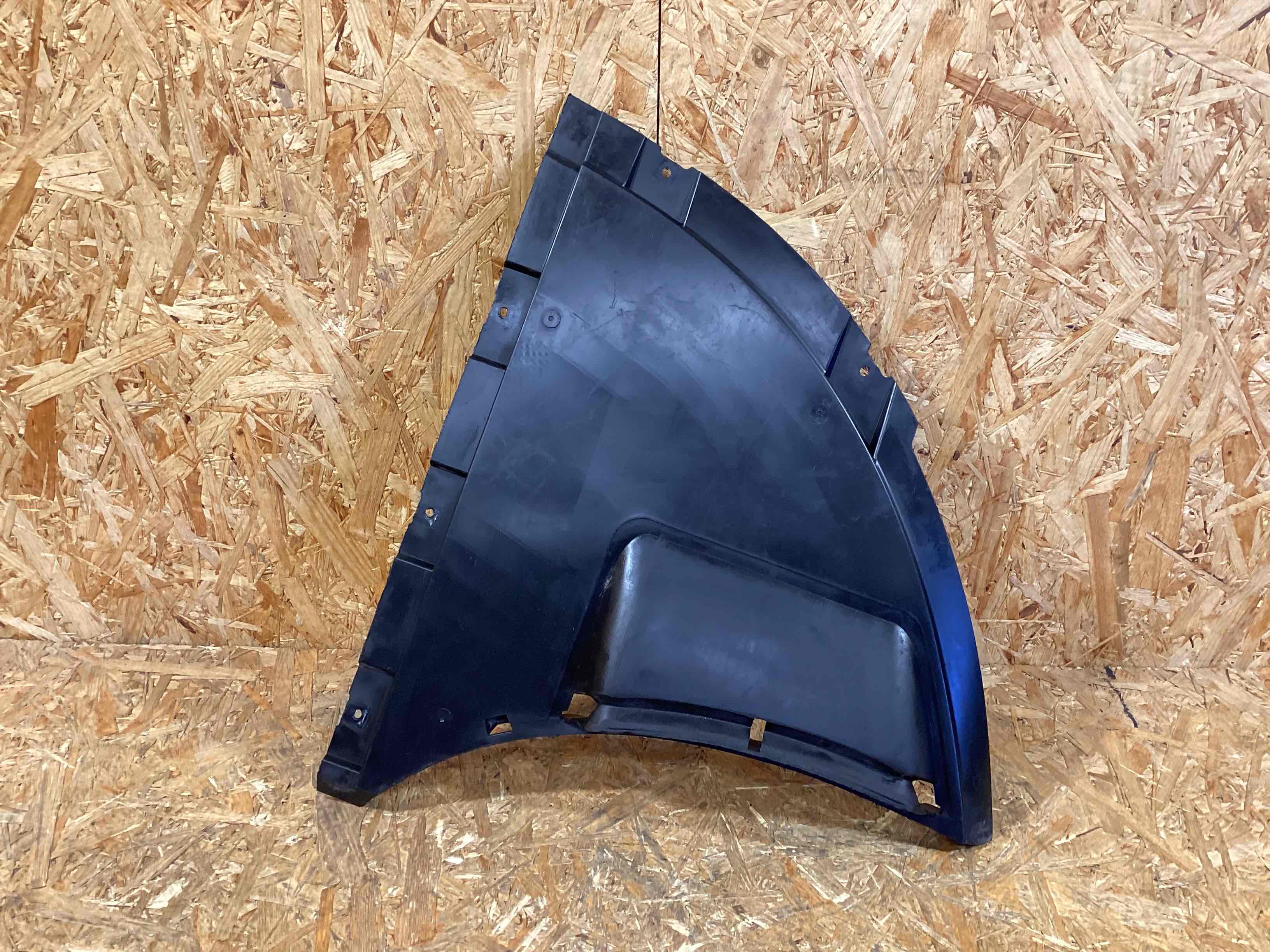 Защита арок передняя левая (подкрылок) Porsche Taycan 170326-120