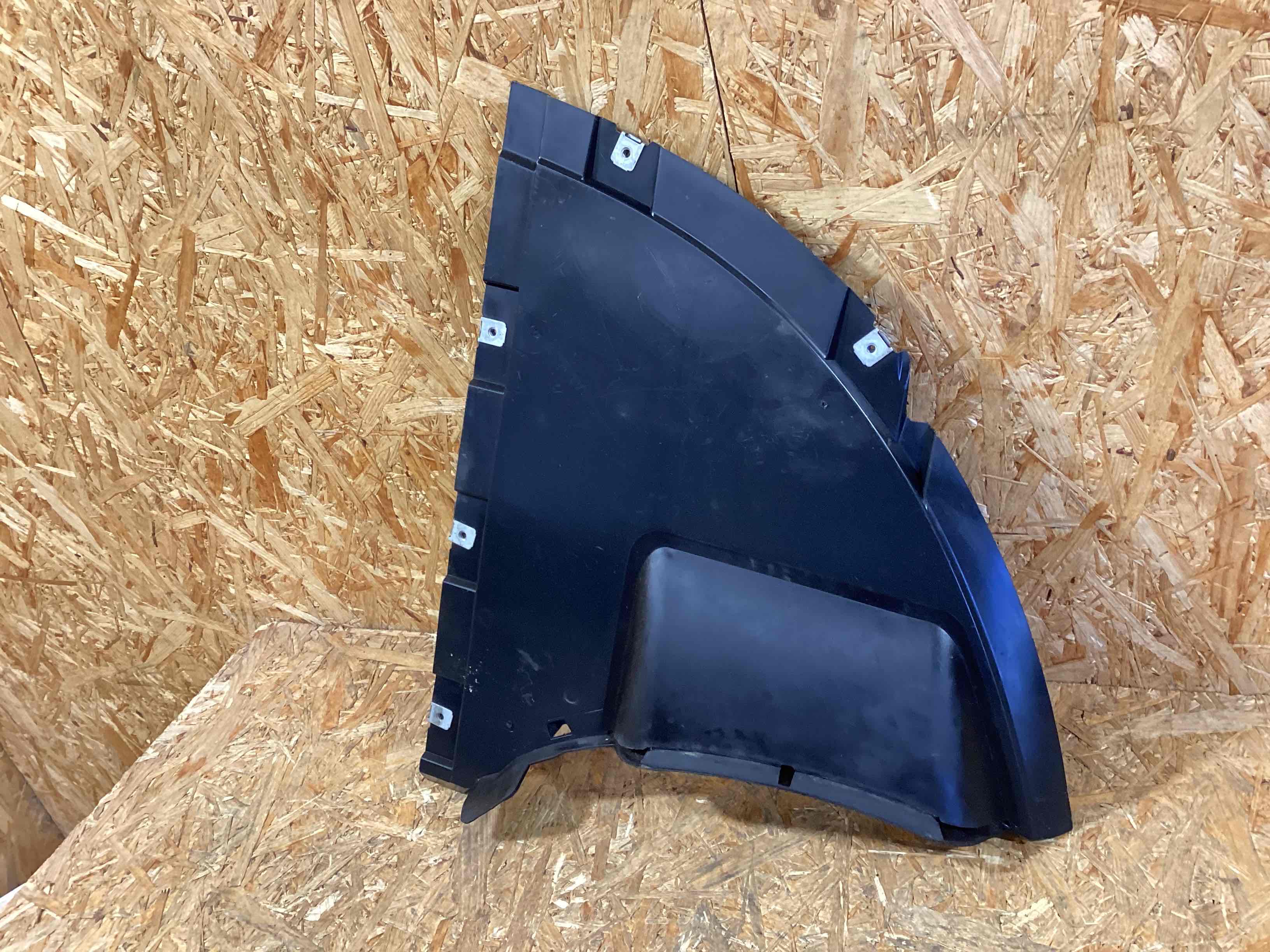 Защита арок передняя левая (подкрылок) Porsche Taycan 170326-122