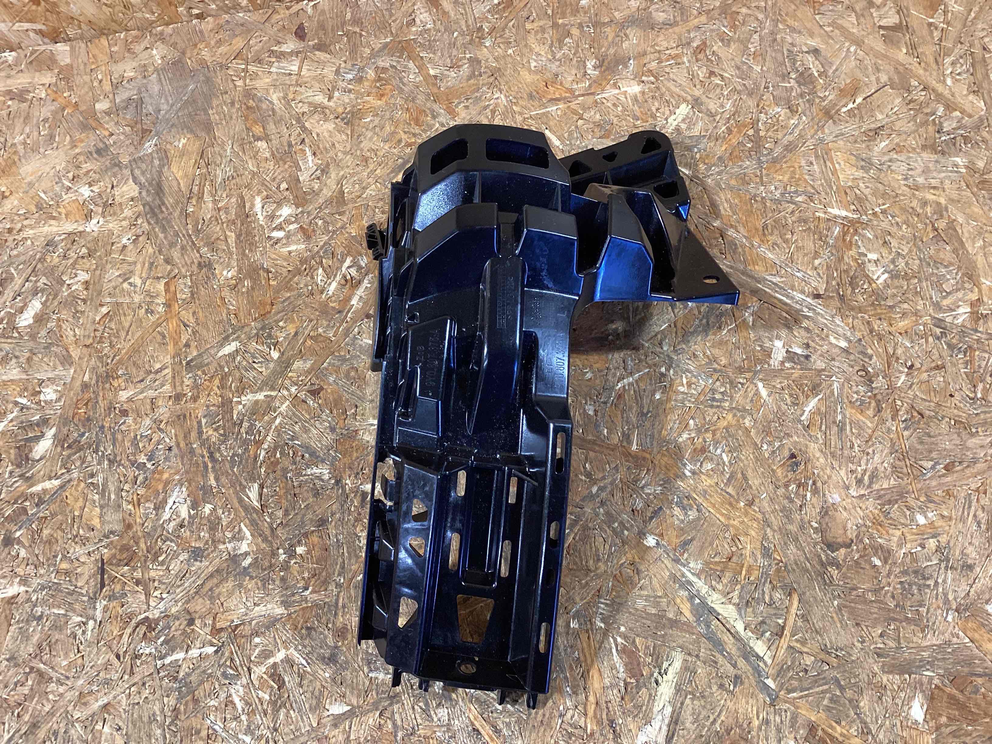 Крепление бампера Porsche Cayenne 170326-124